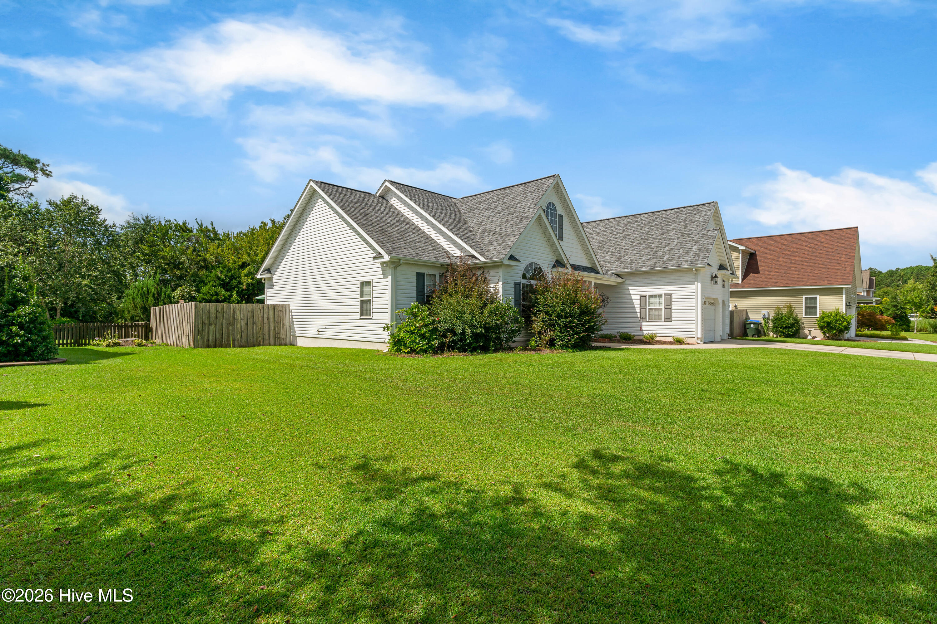 412 Waverly Court,Newport