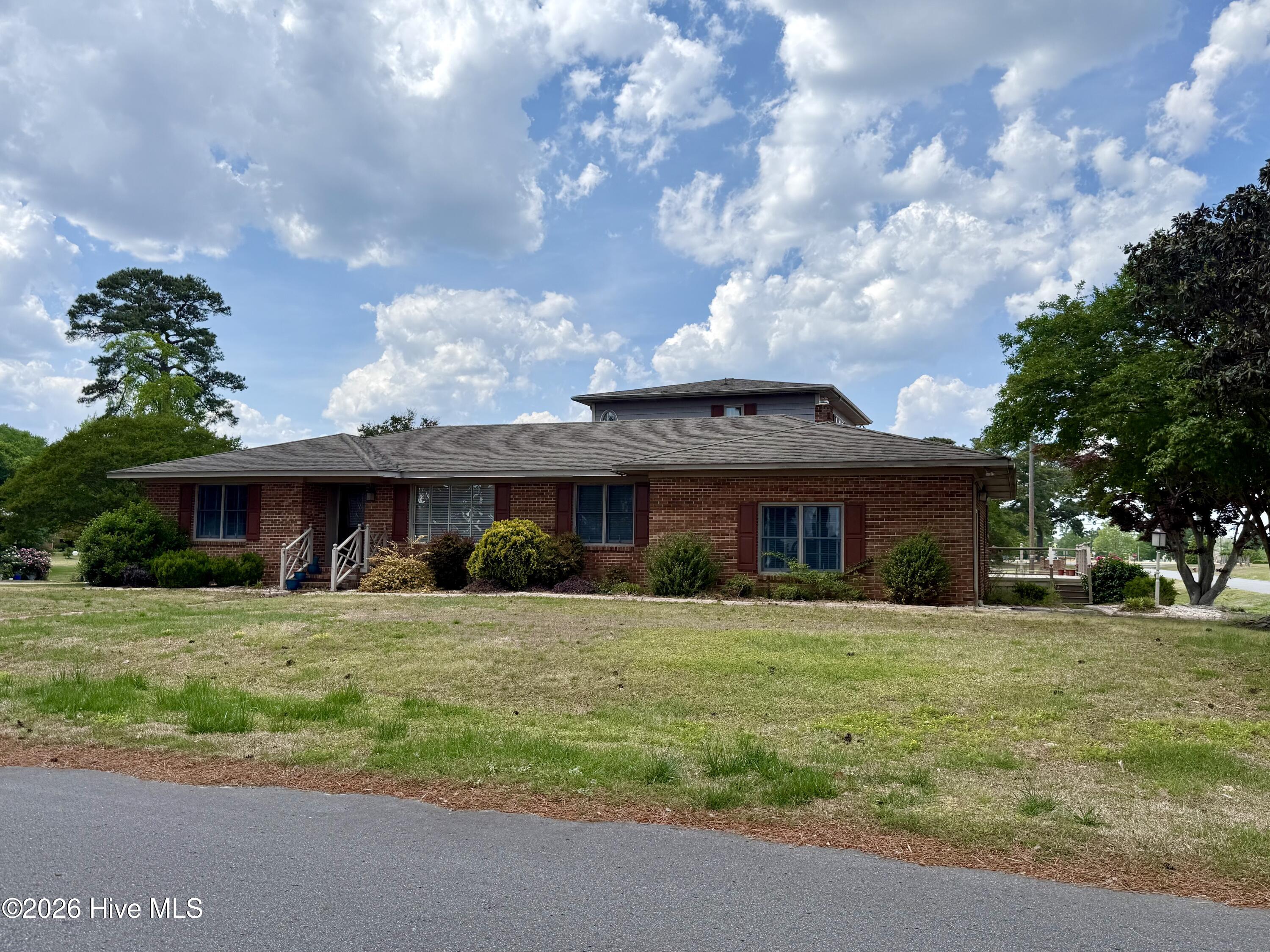 Homes for sale in Williamston, NC | 1020 Dixie Trl, Williamston, NC 27892 | MLS# 100536996