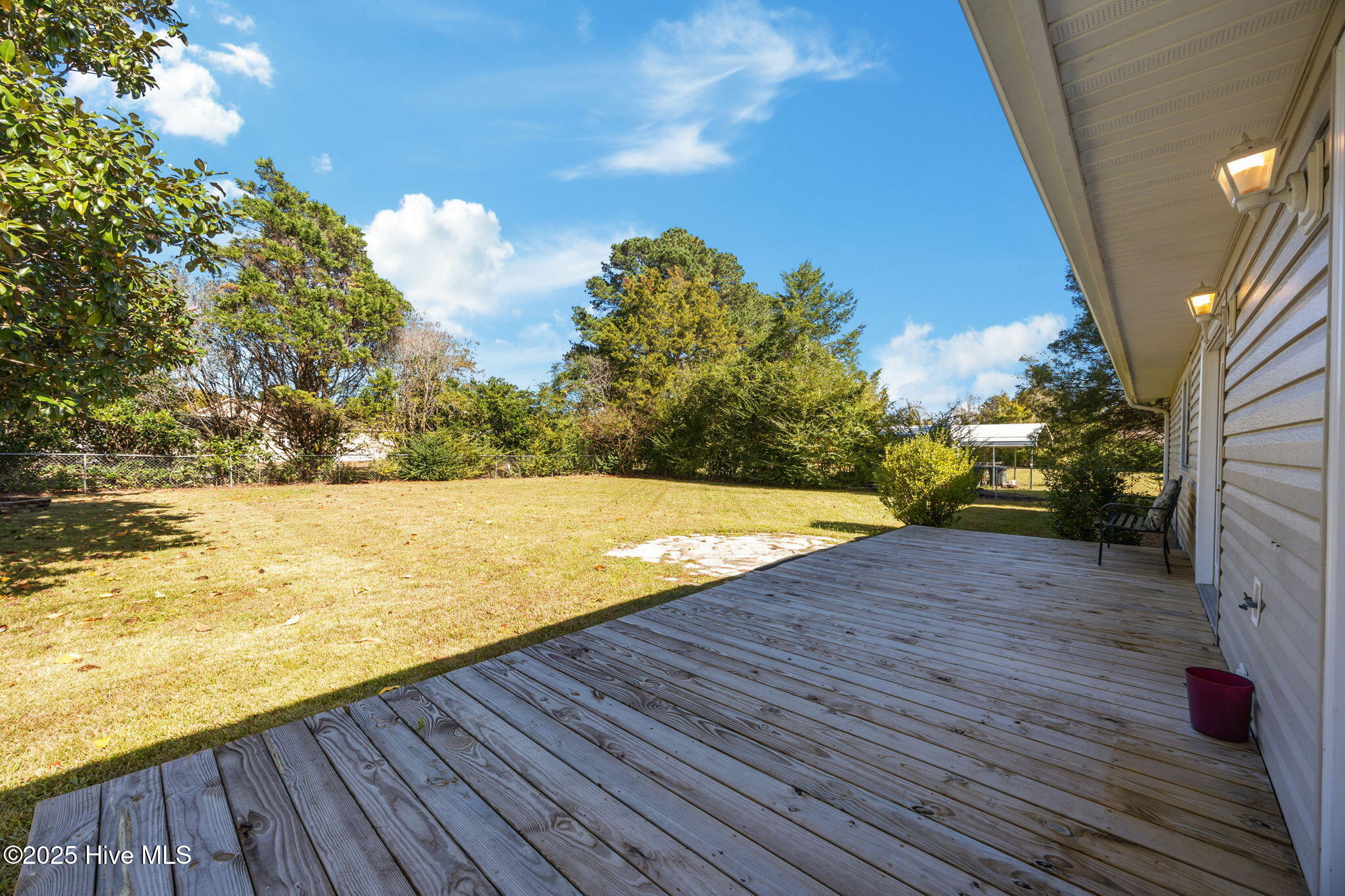 100515251 | Photo 46