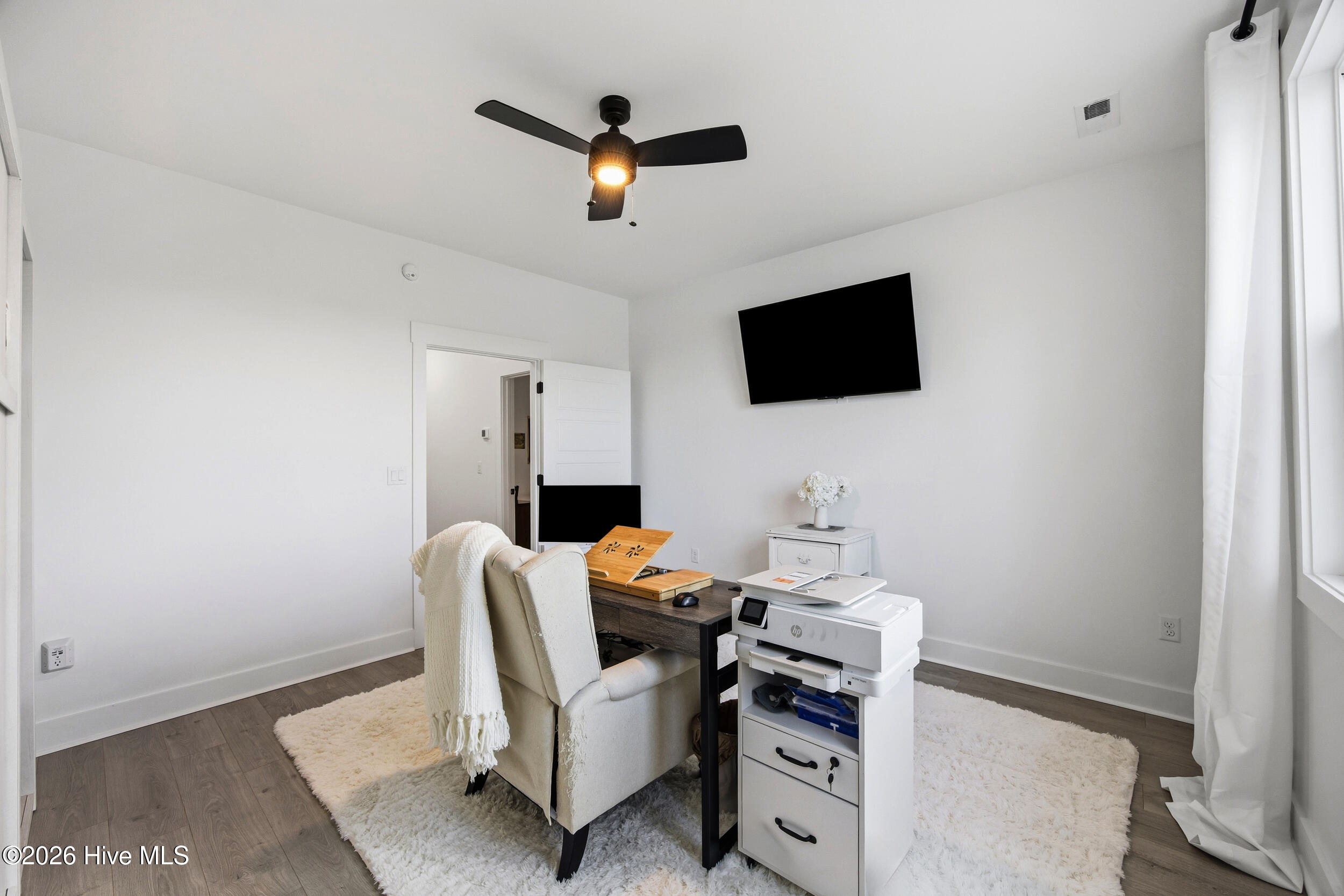 100558595 | Photo 57