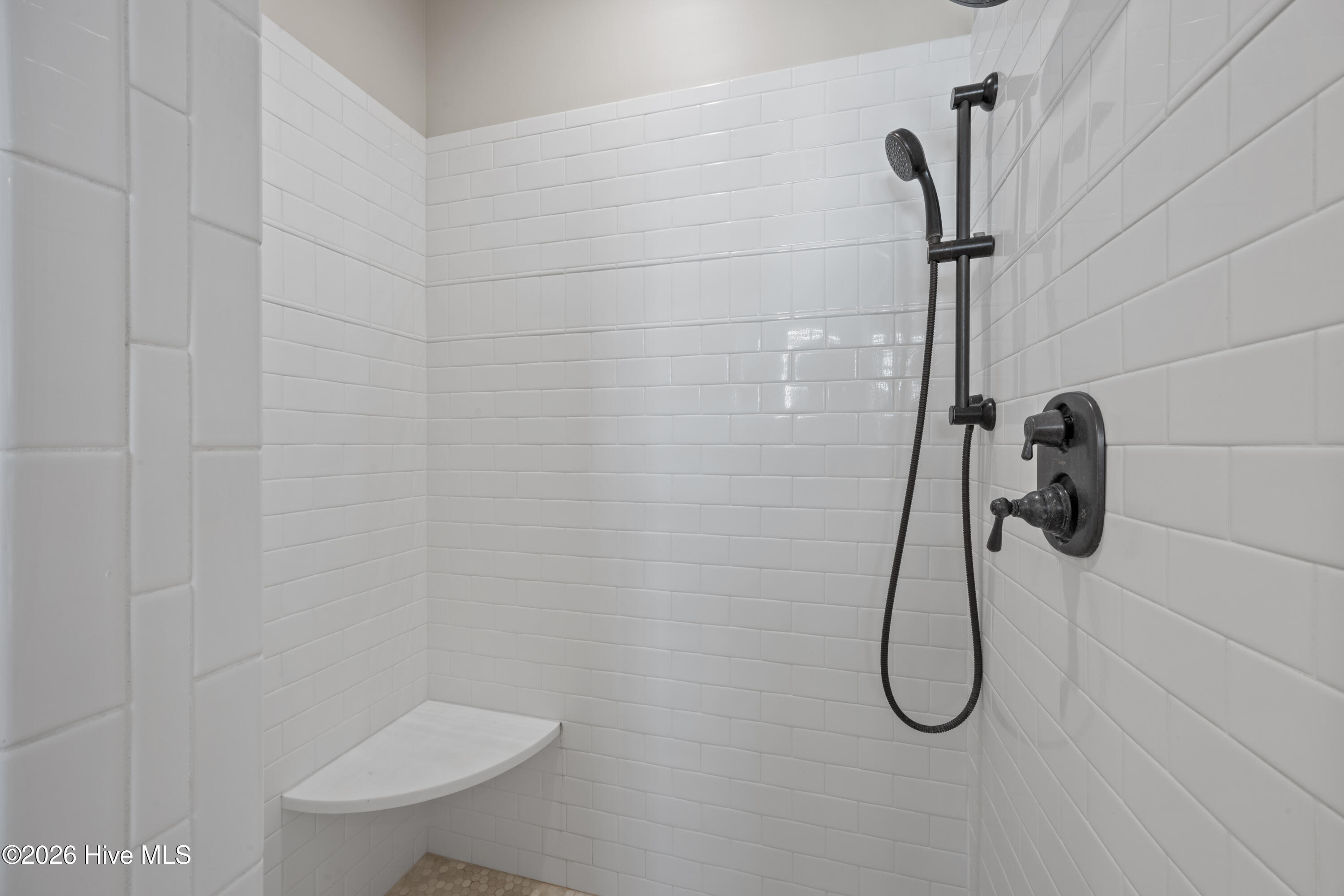 Primary Bathroom 002