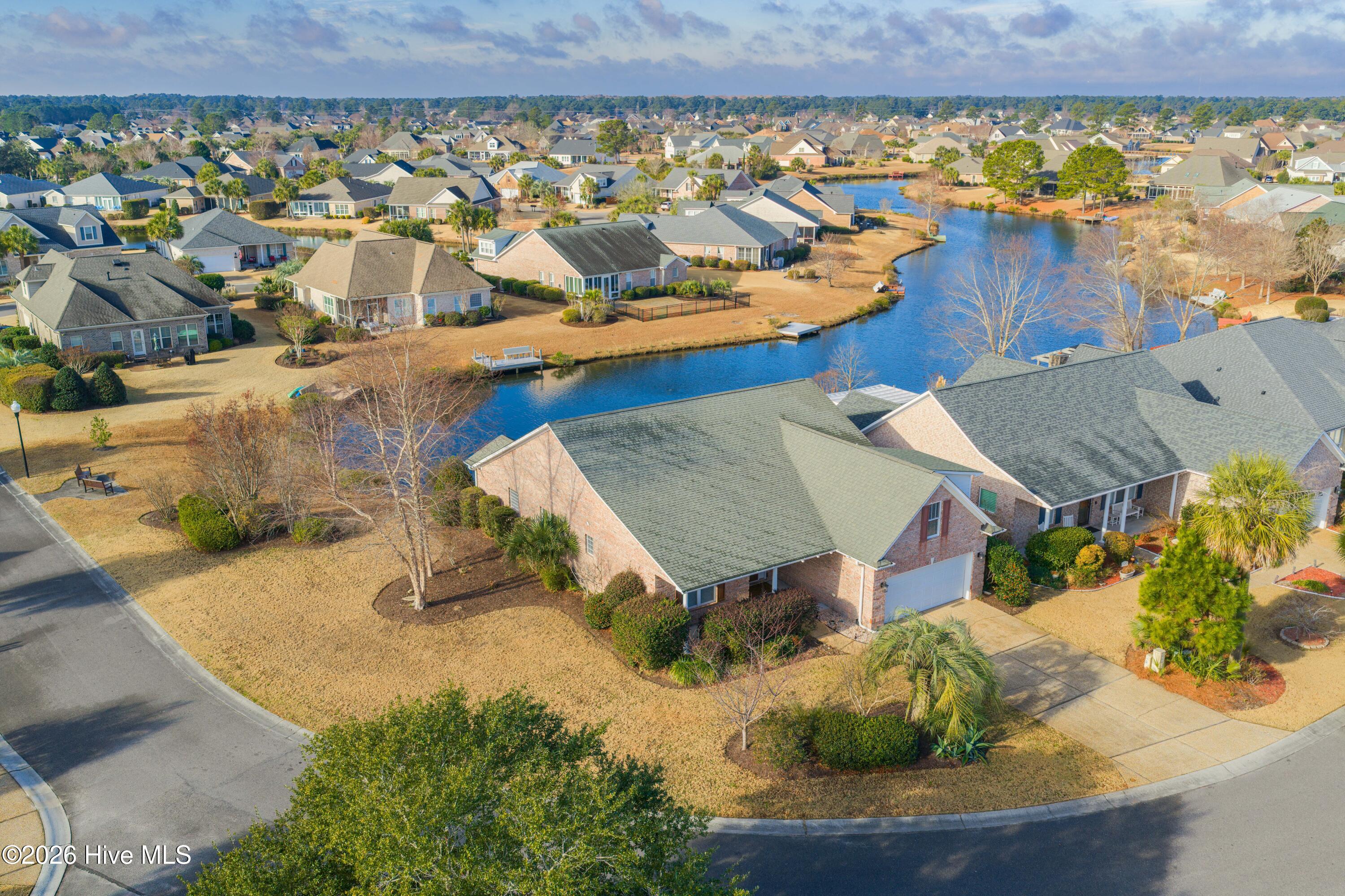 100548724 | Photo 15