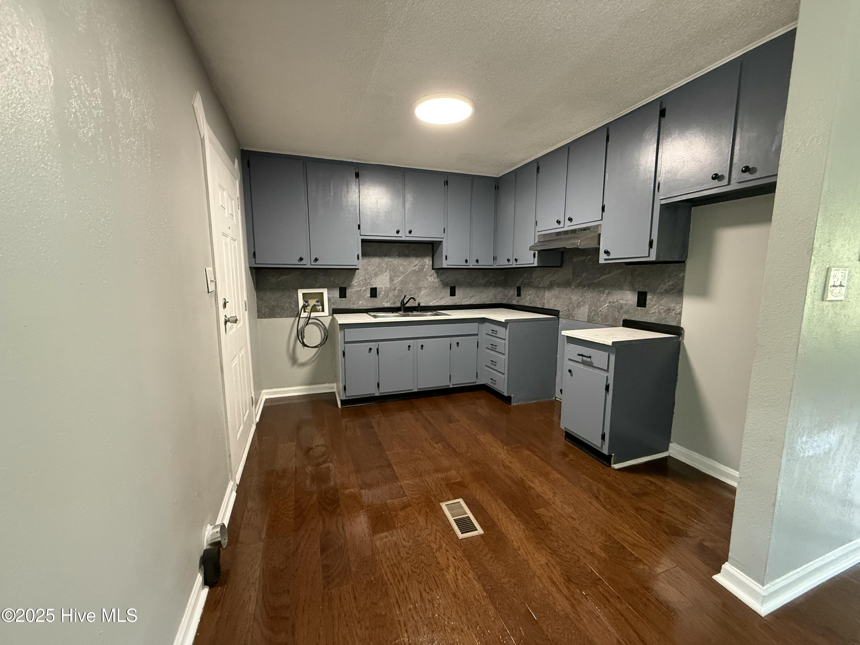 20250718_155025235_iOS