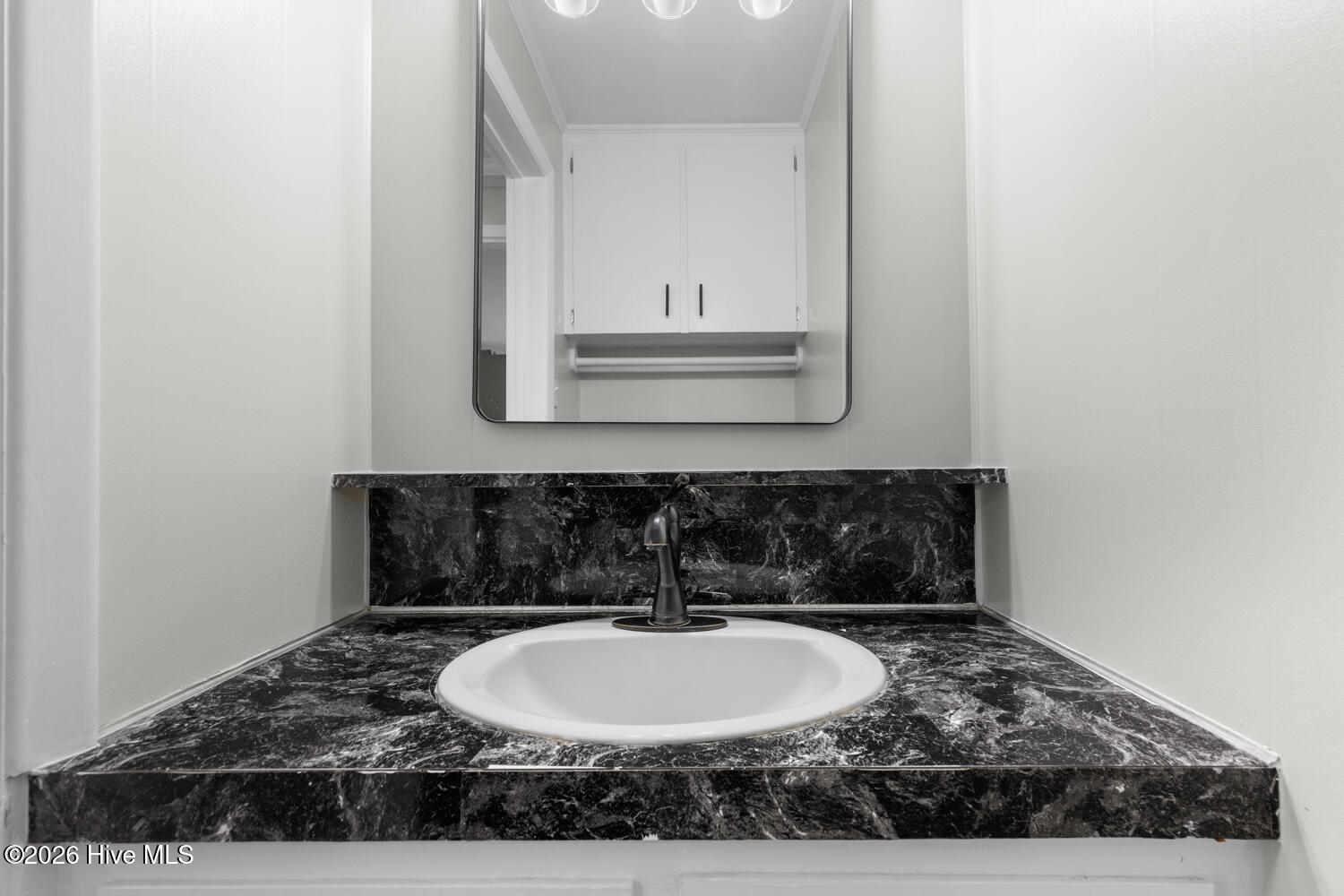 100549019 | Photo 20