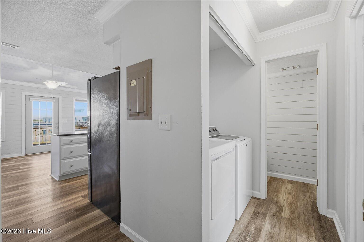 100570154 | Photo 48