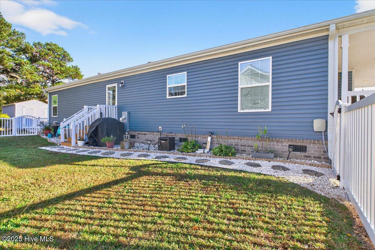 100540840 | Photo 39