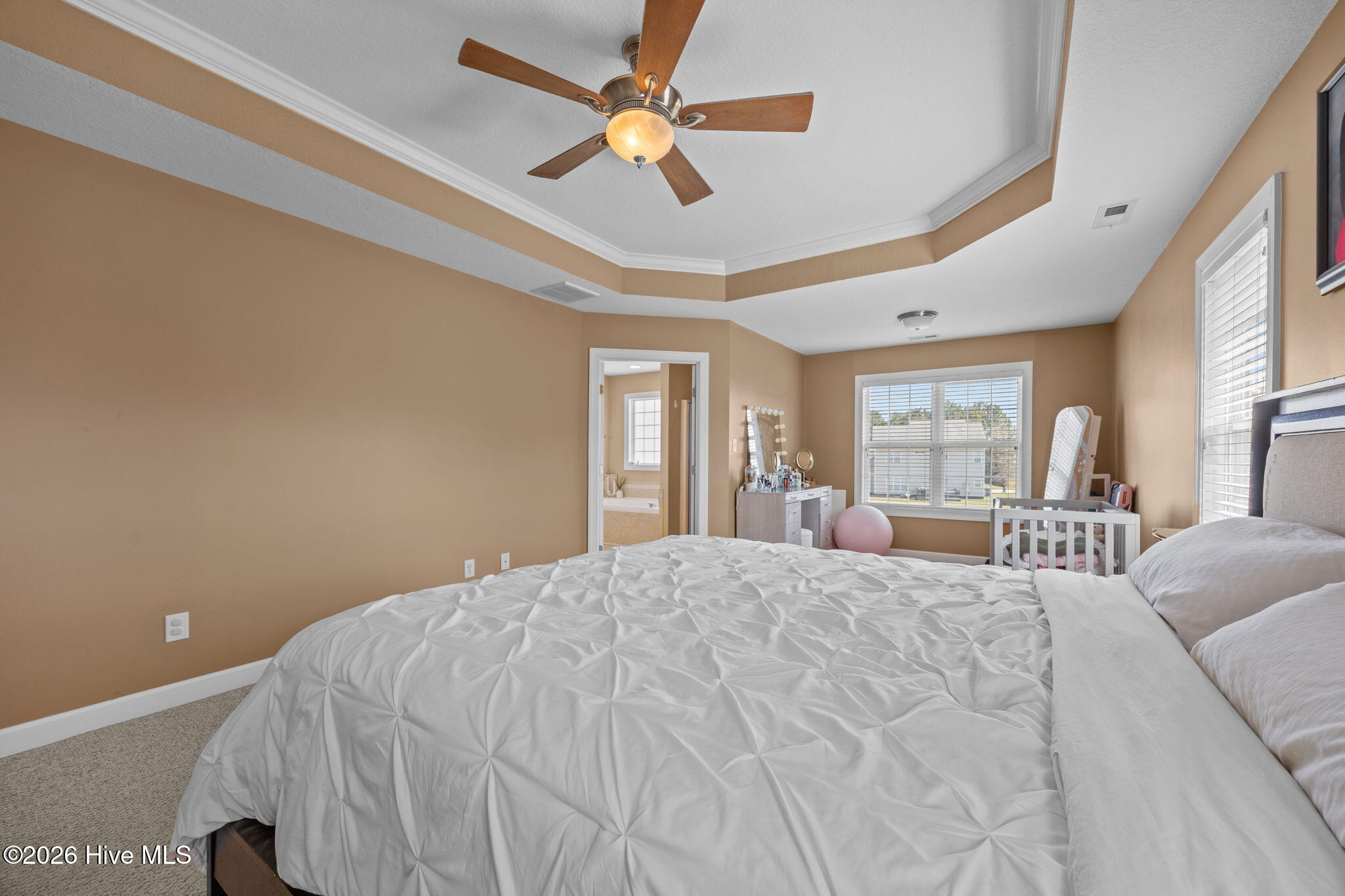 100564262 | Photo 34