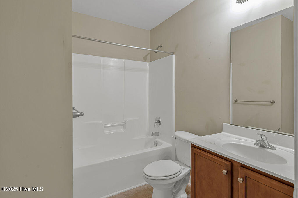 100545122 | Photo 11