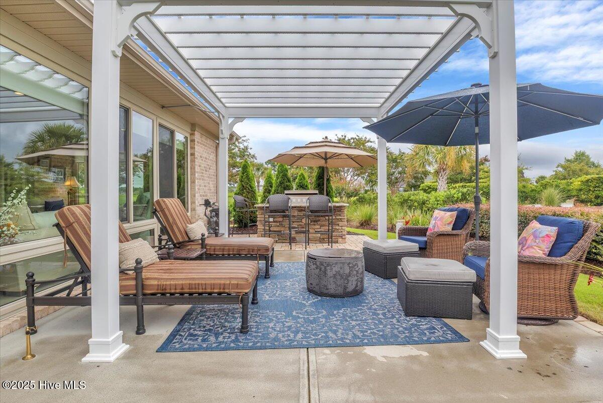 100527091 | Photo 51