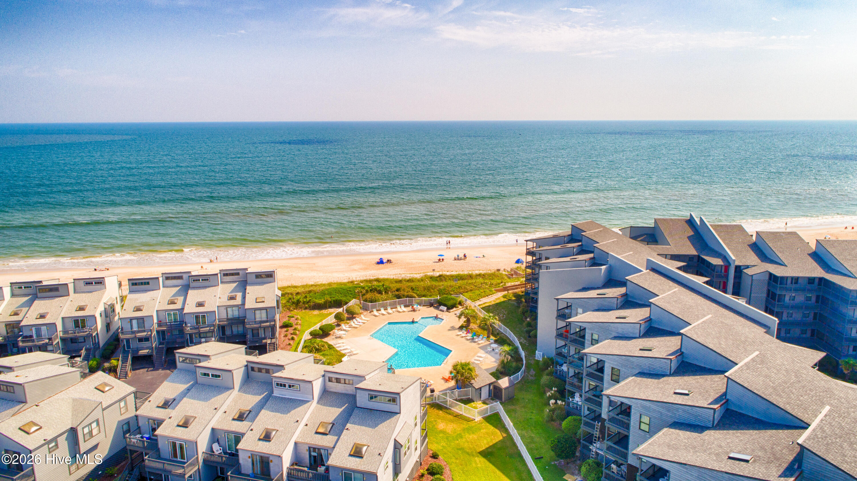 100556906 | Photo 35