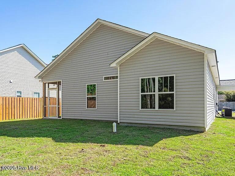 100534063 | Photo 26