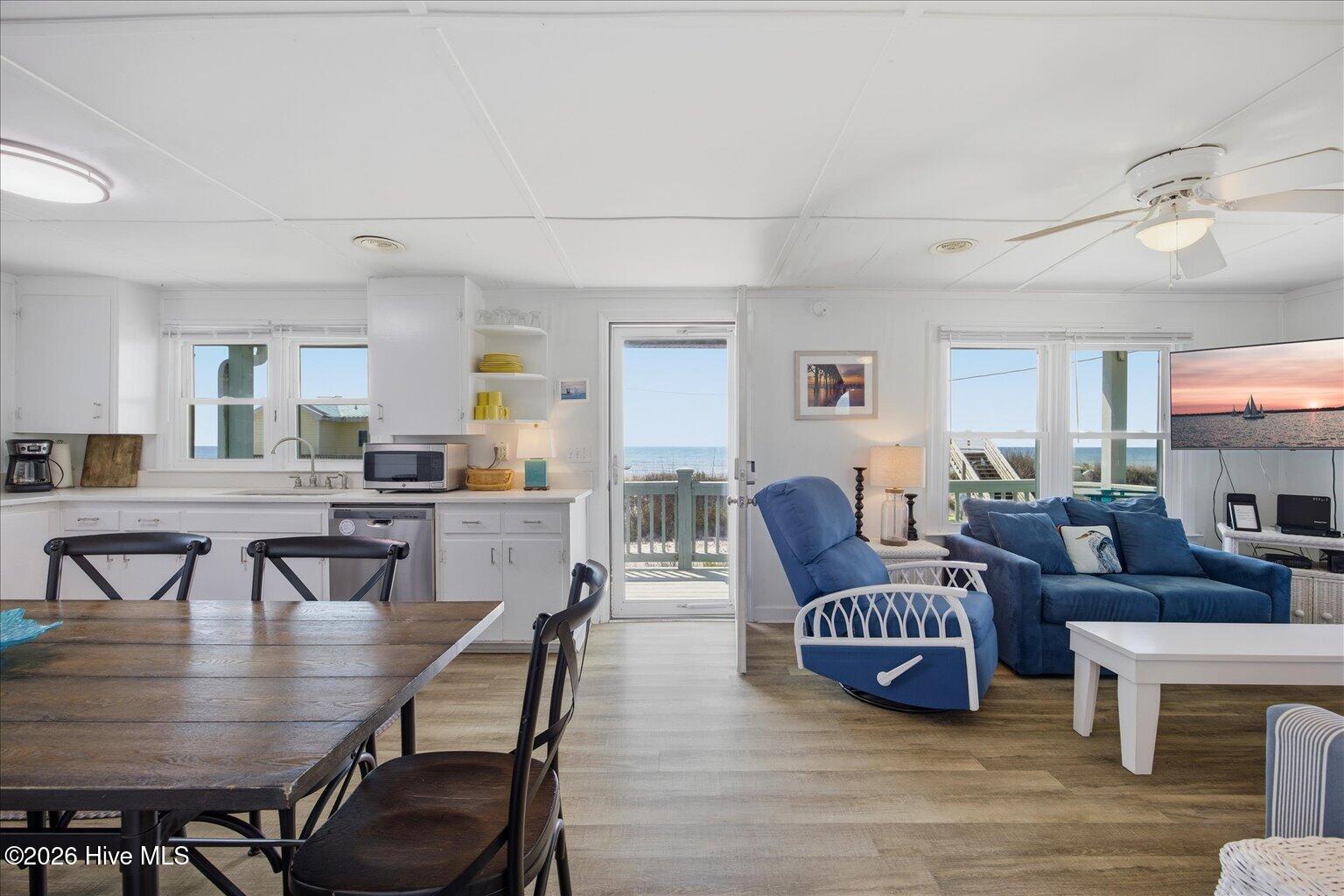 100568909 | Photo 19