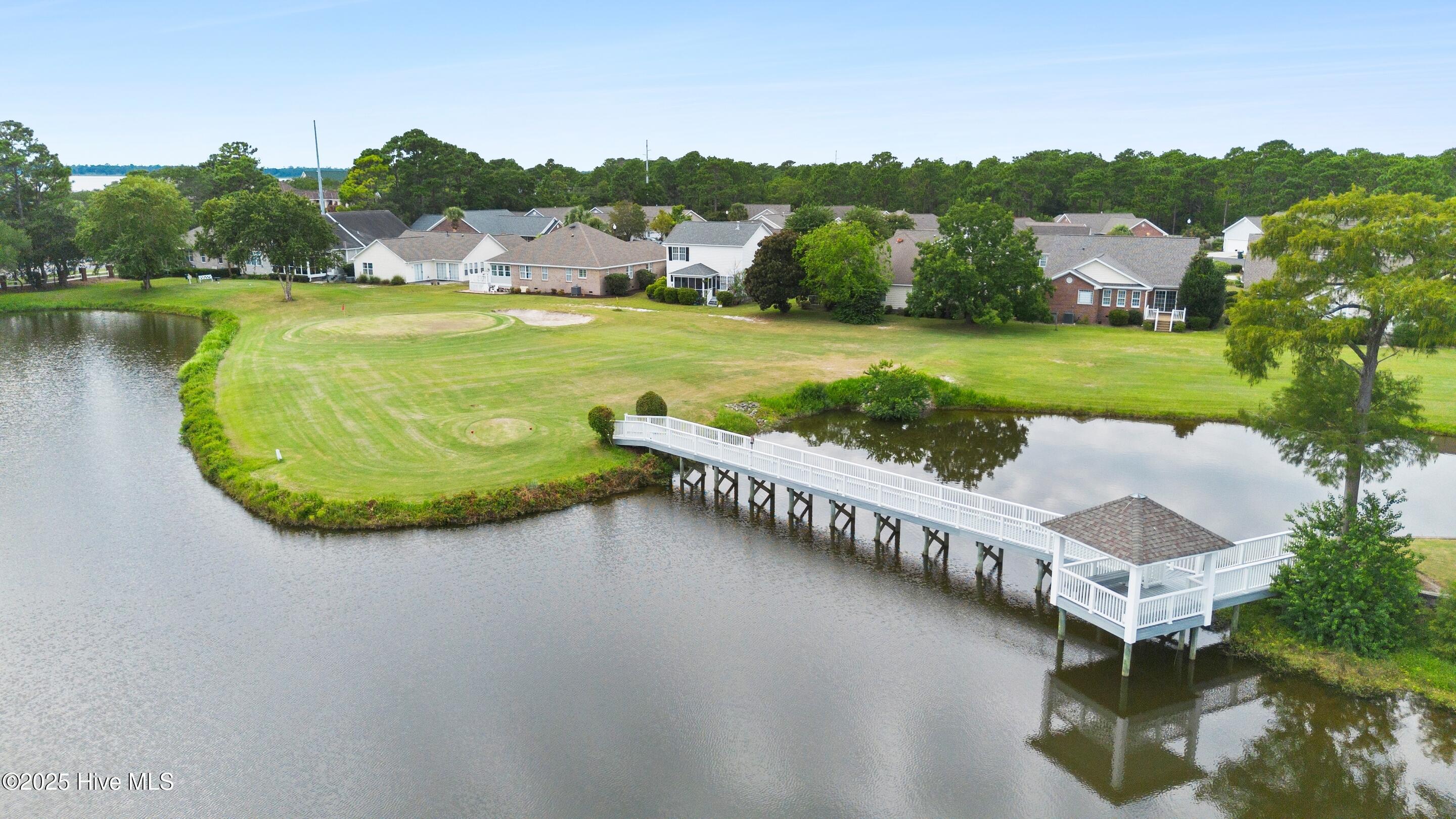 100528797 | Photo 57