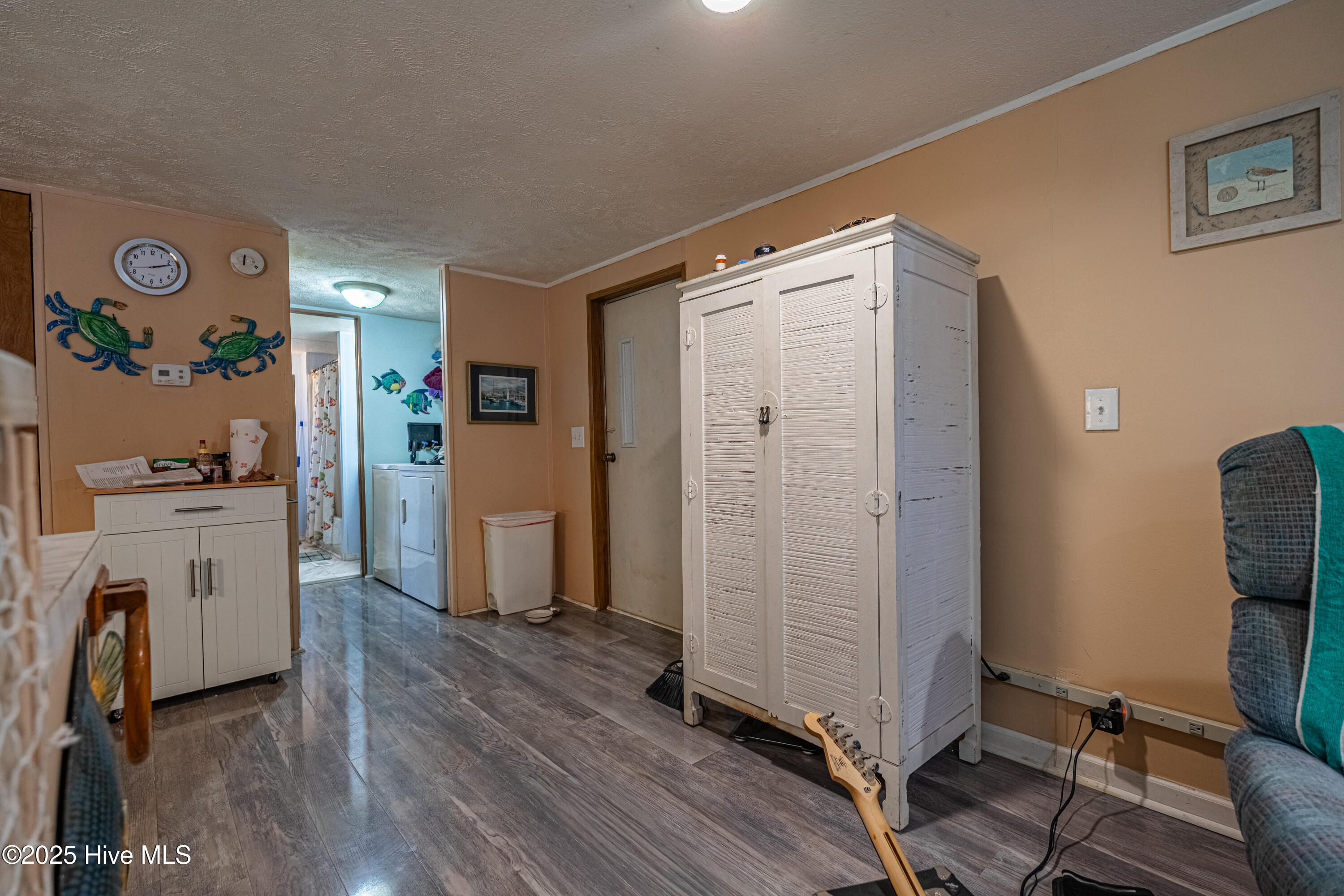 100538170 | Photo 17