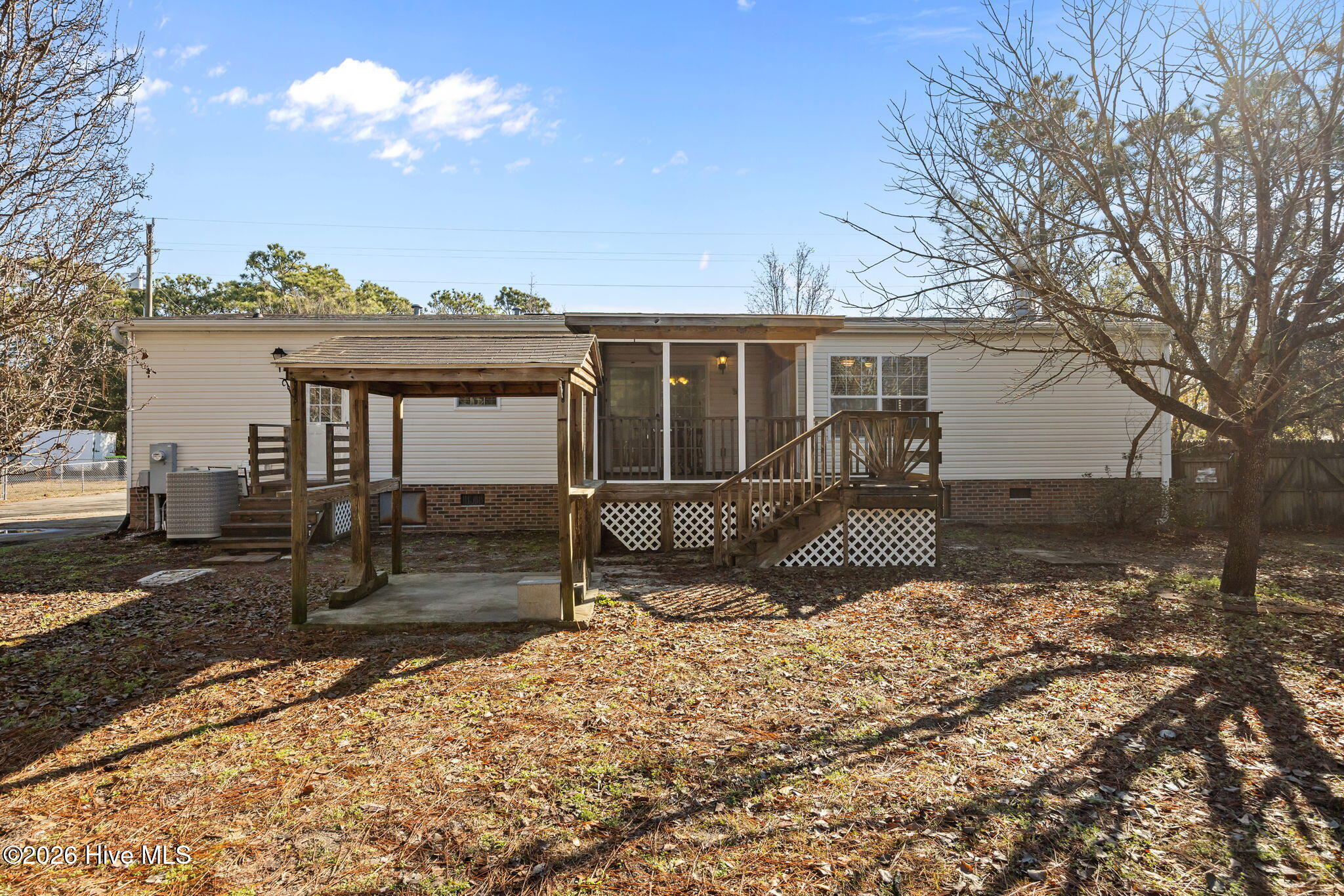 100550408 | Photo 37