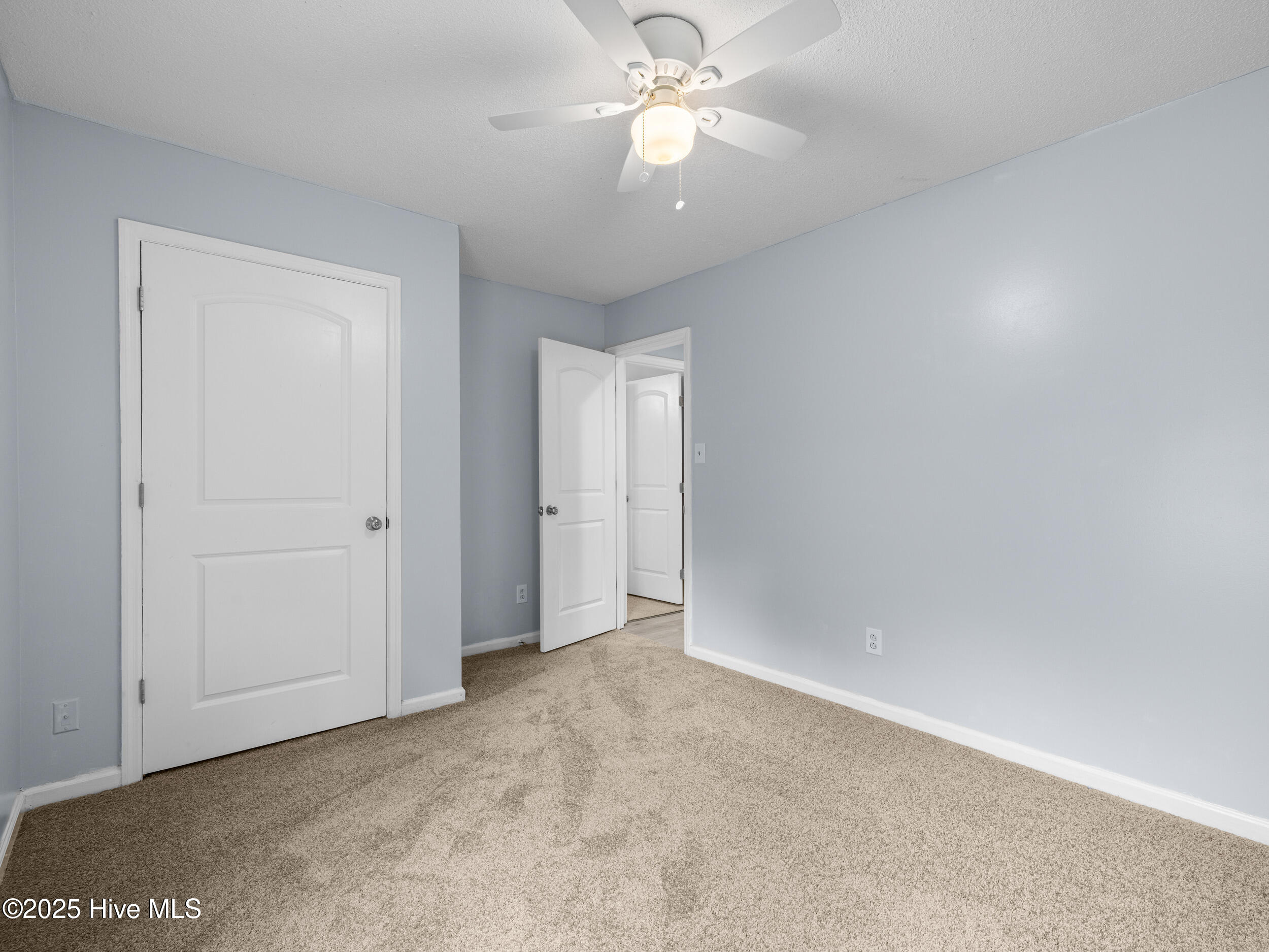 100543442 | Photo 26