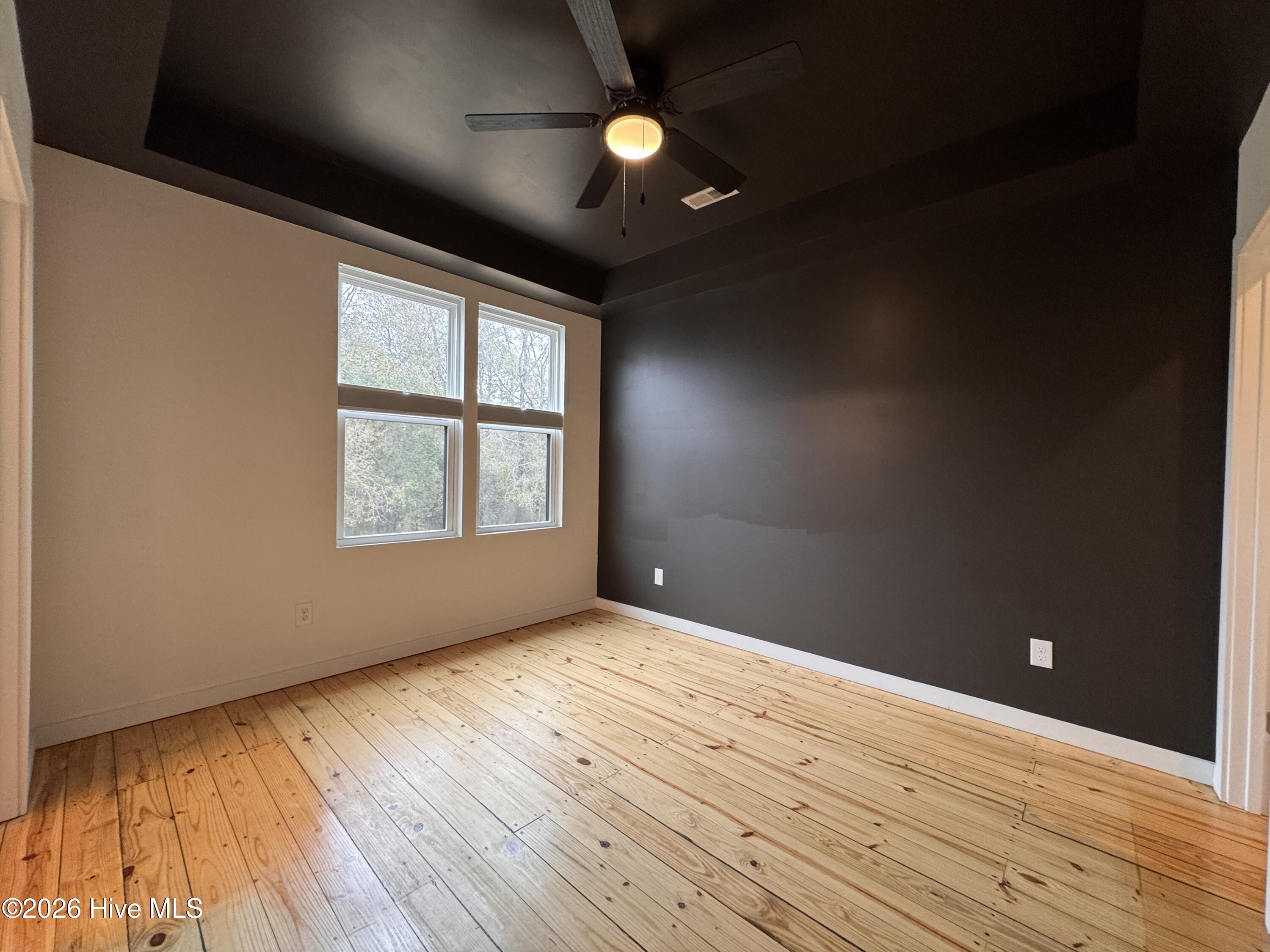 100553262 | Photo 18