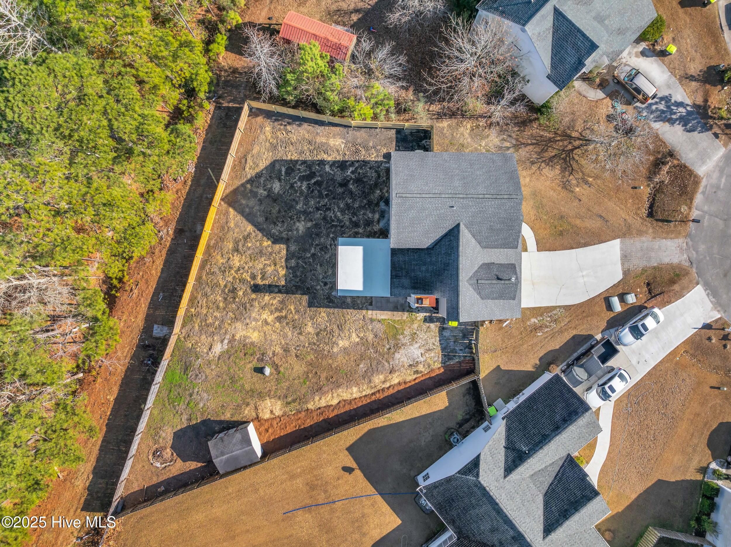 100540827 | Photo 45