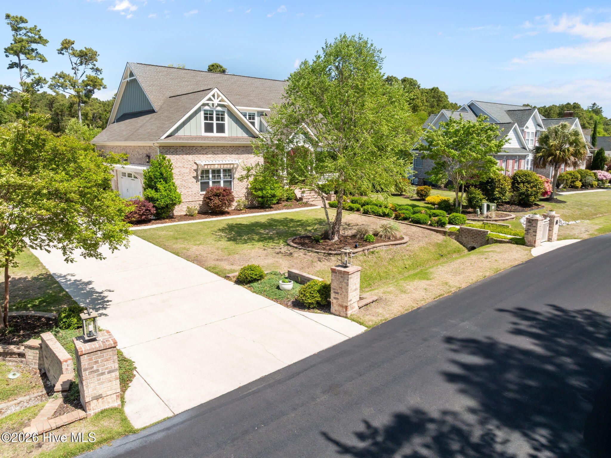 100554318 | Photo 63