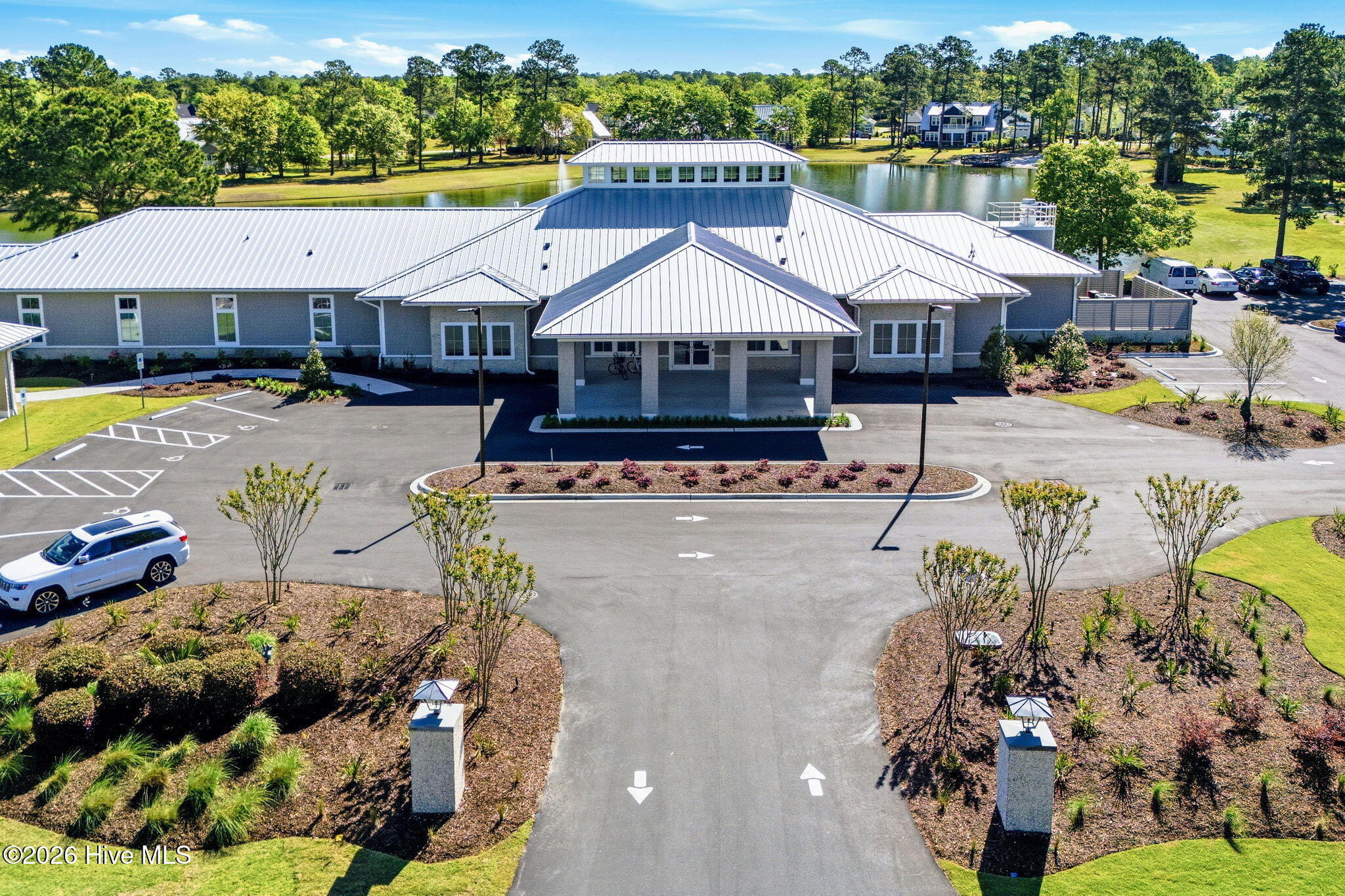 100566822 | Photo 57