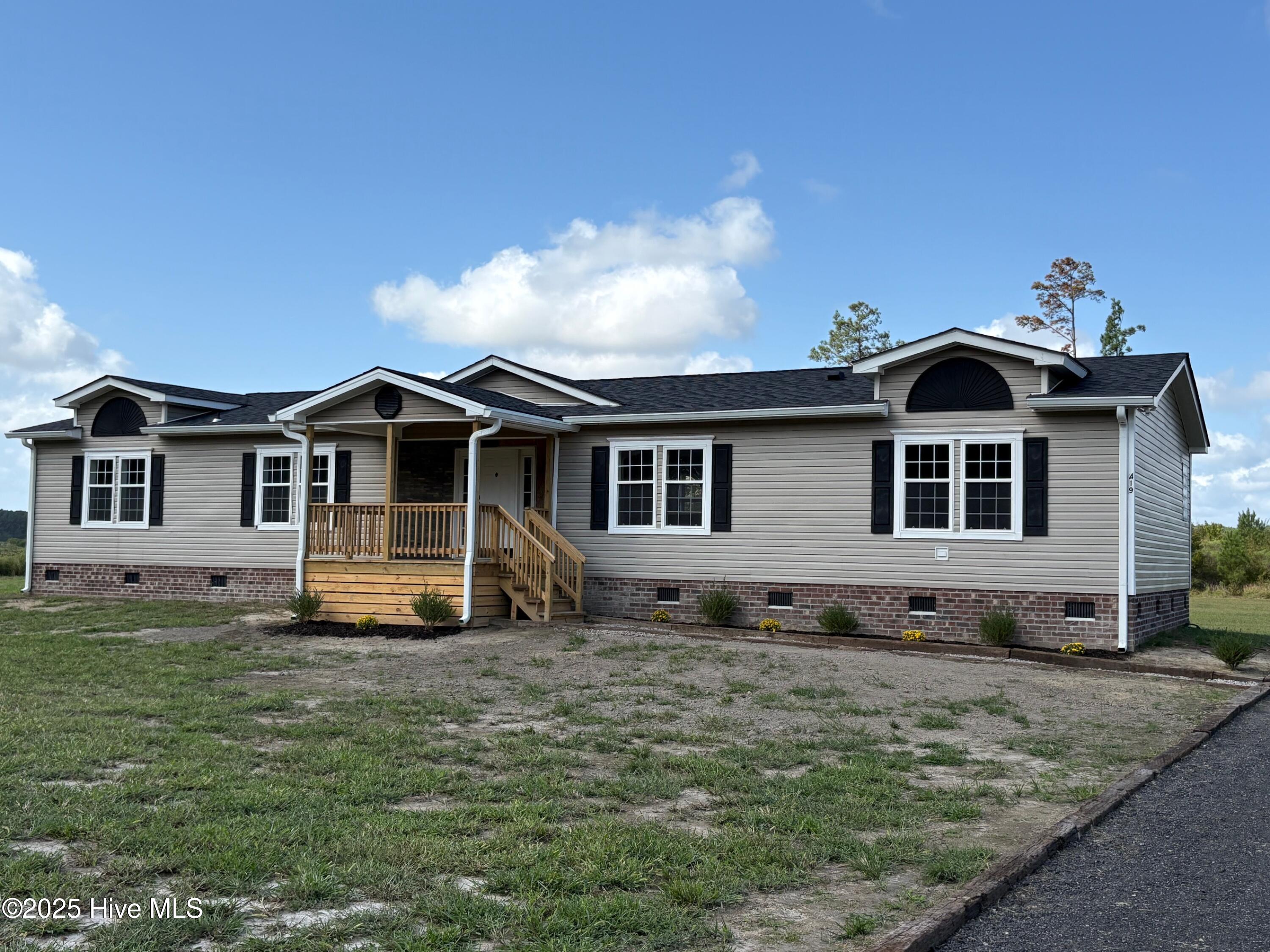 419 Shadneck front 4