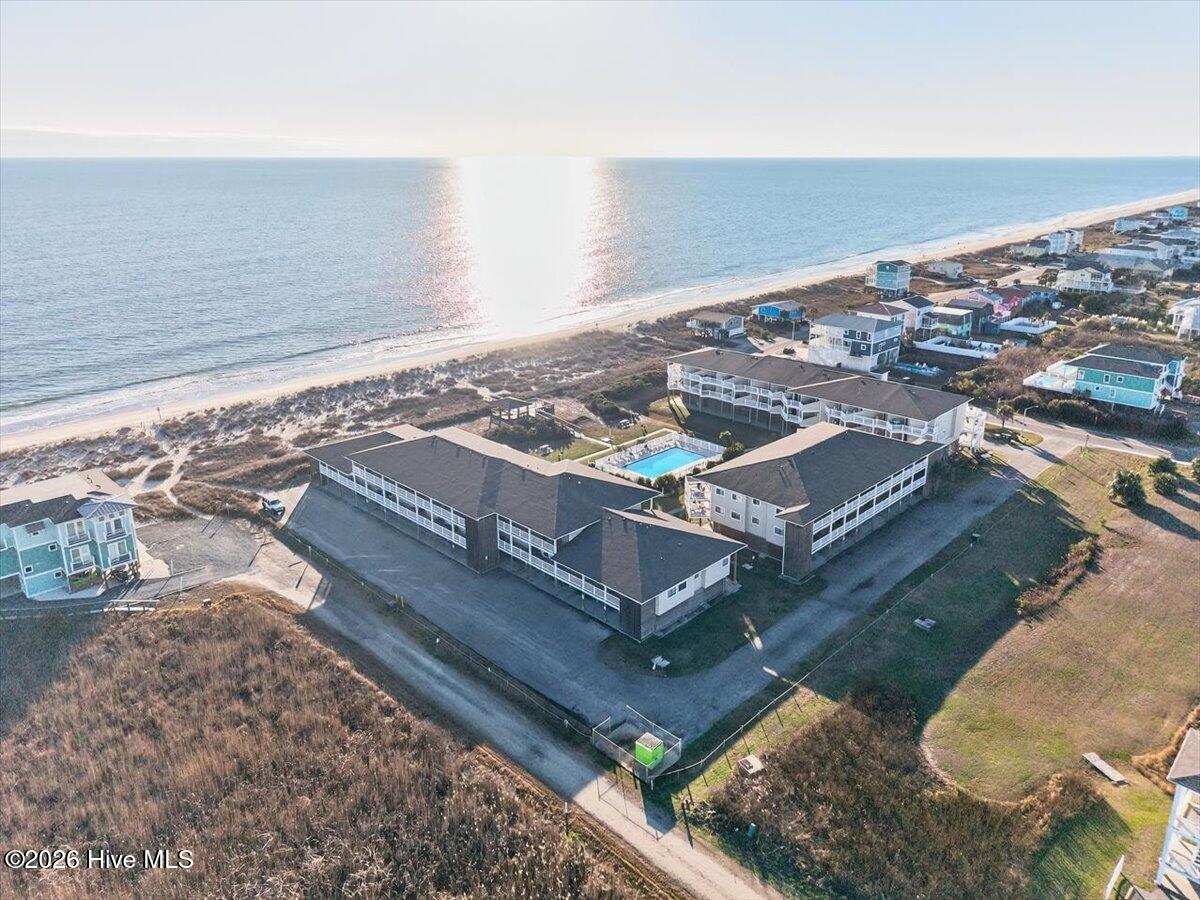 100549270 | Photo 55