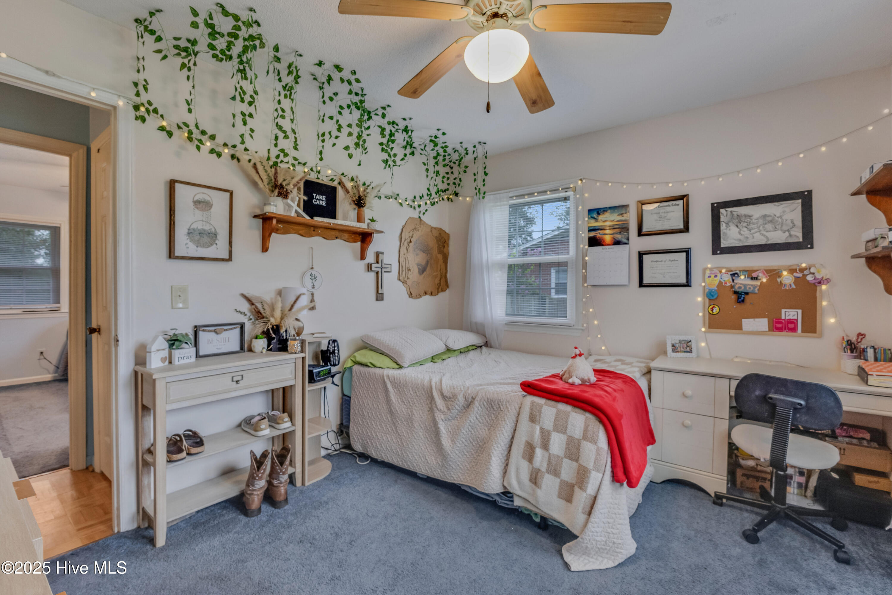 100537162 | Photo 20