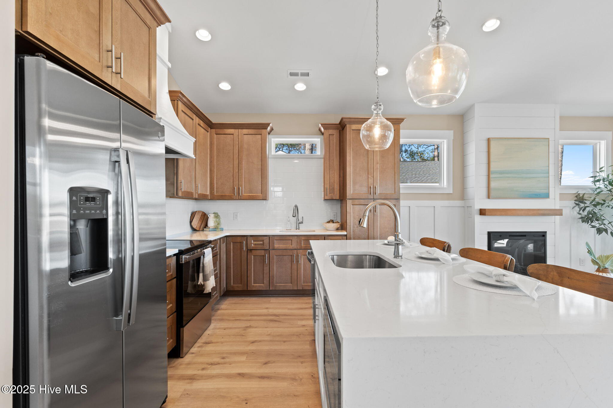 100485023 | Photo 14