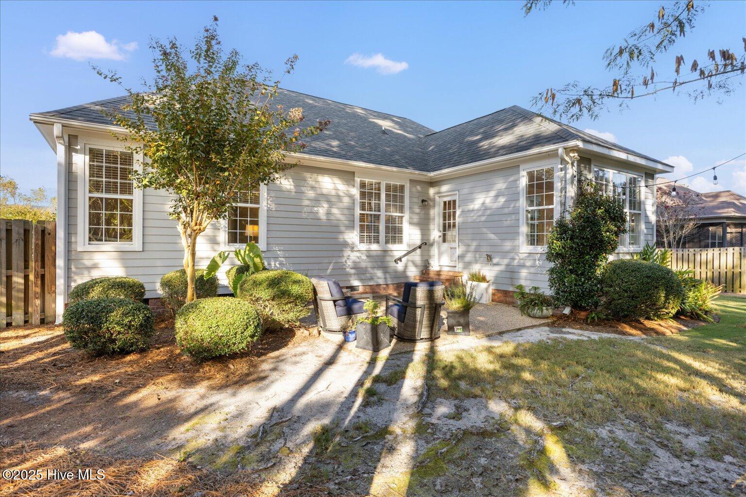 100532756 | Photo 30