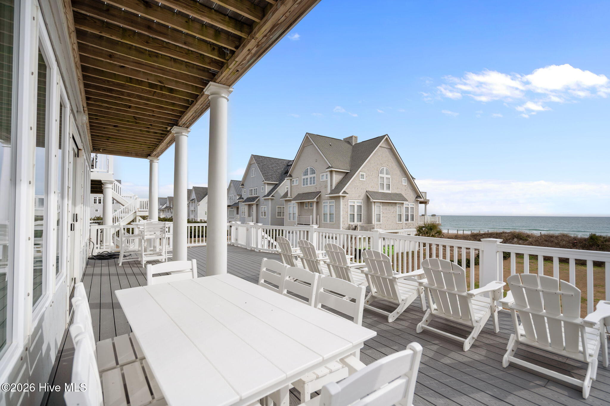 100556459 | Photo 49