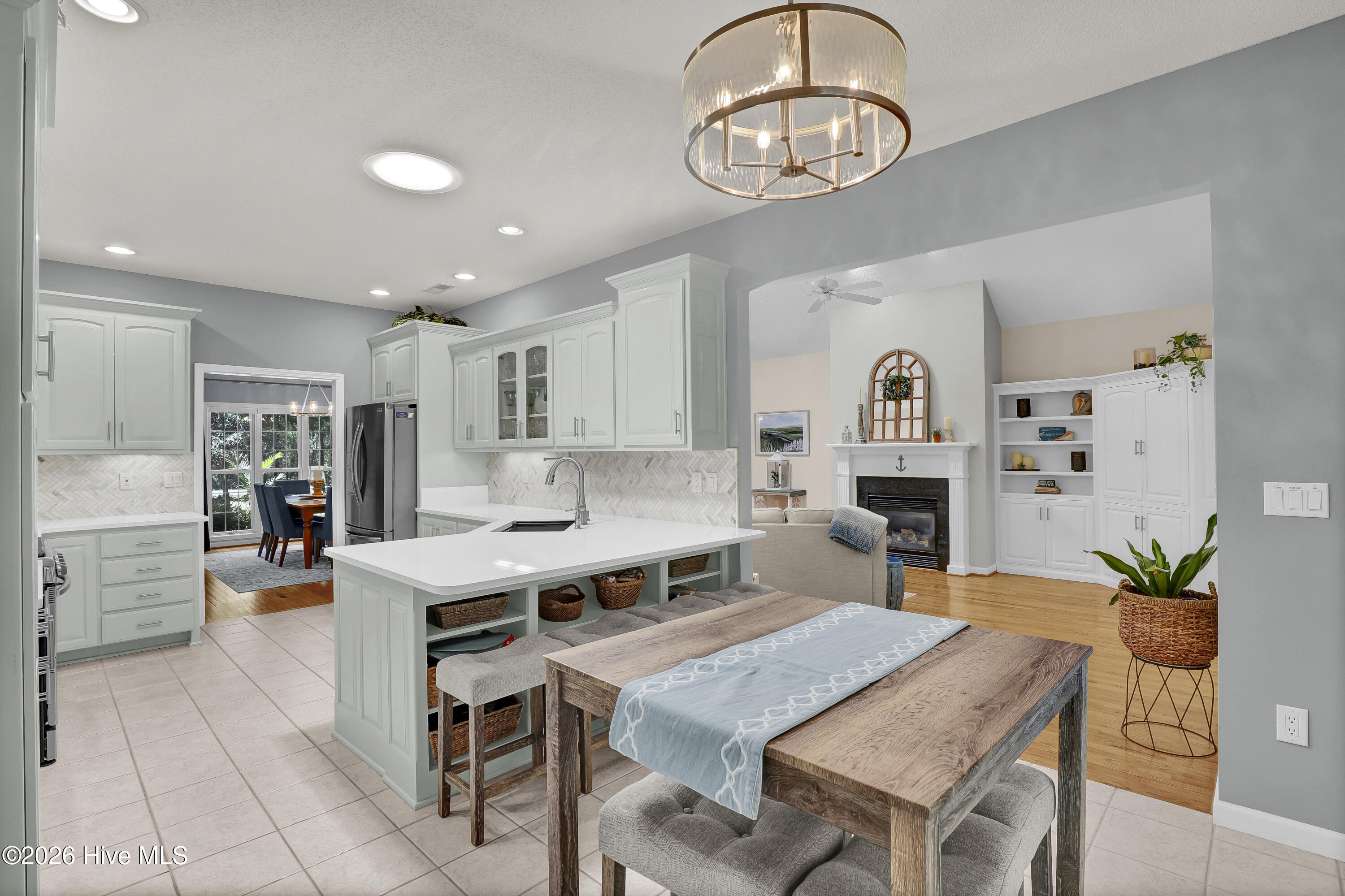 100570699 | Photo 20