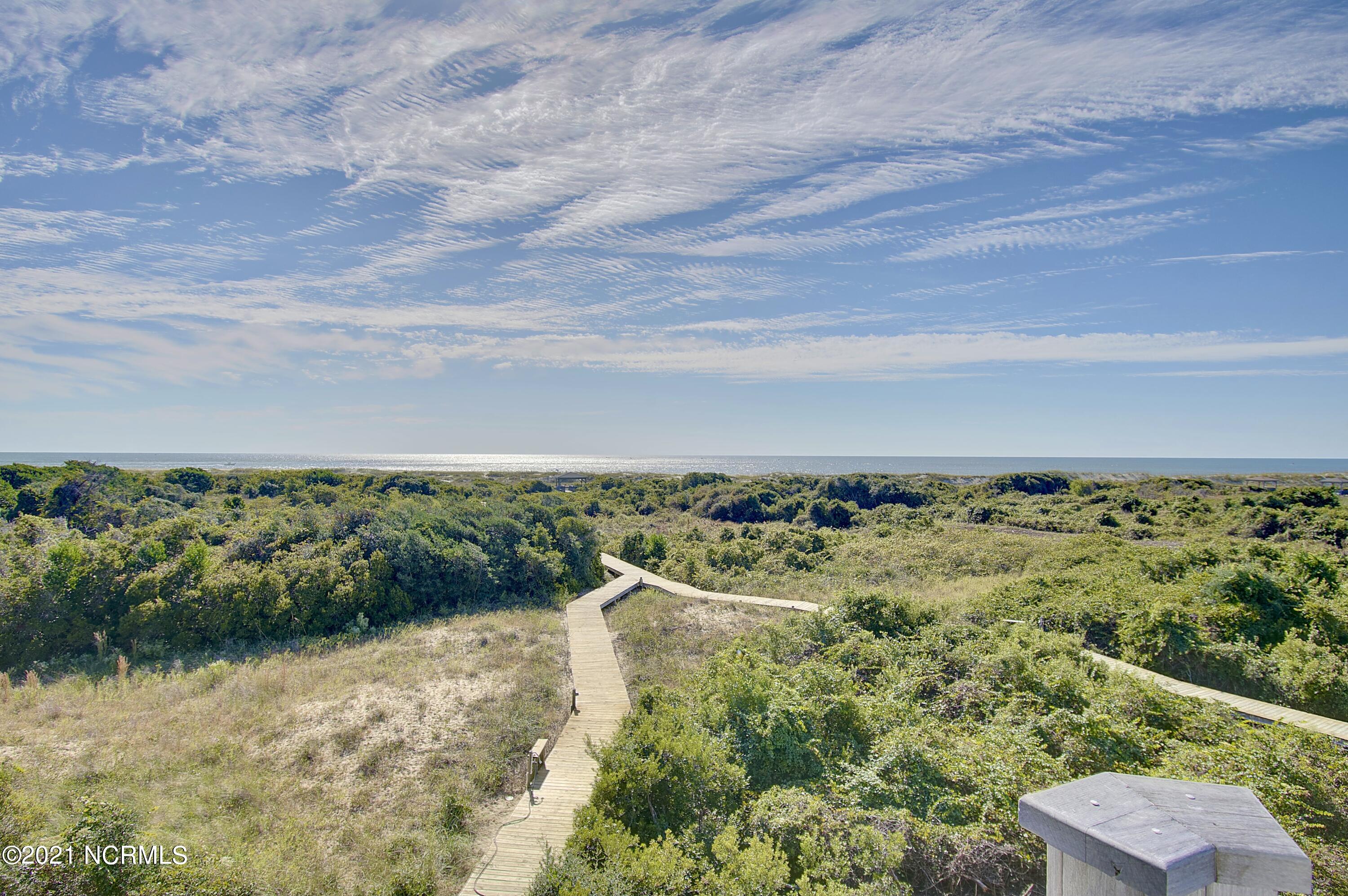 100536702 | Photo 33