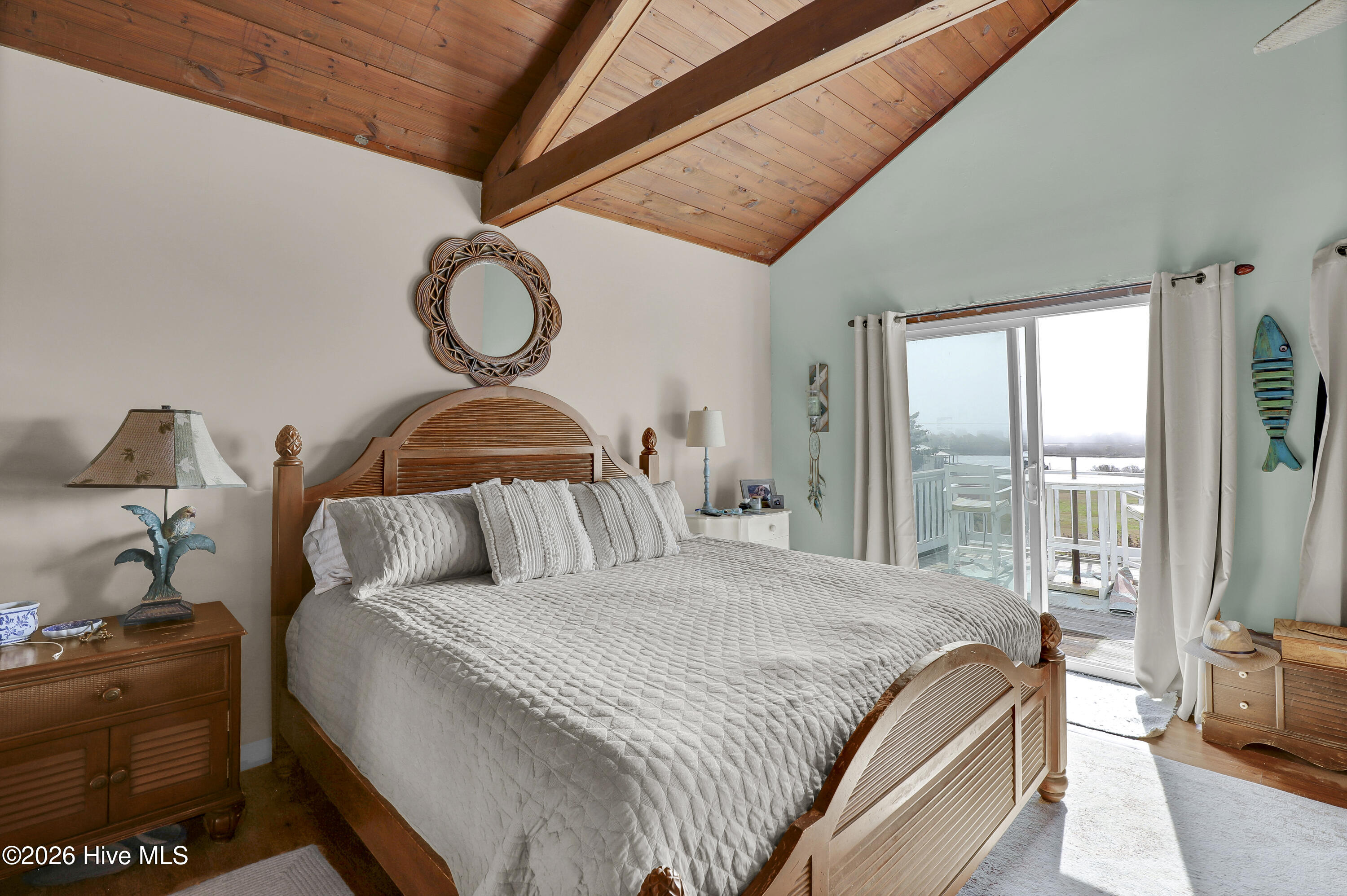 100559056 | Photo 15