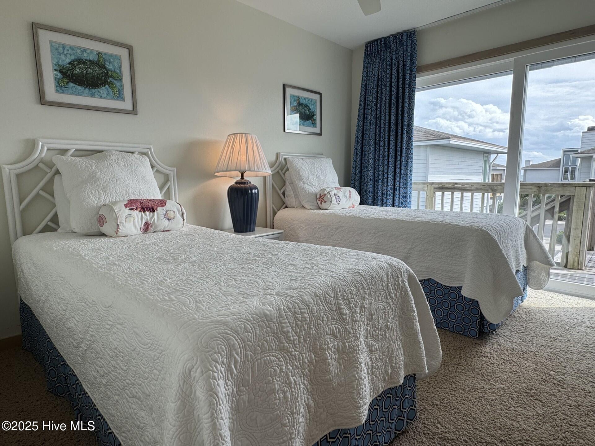 100536817 | Photo 12