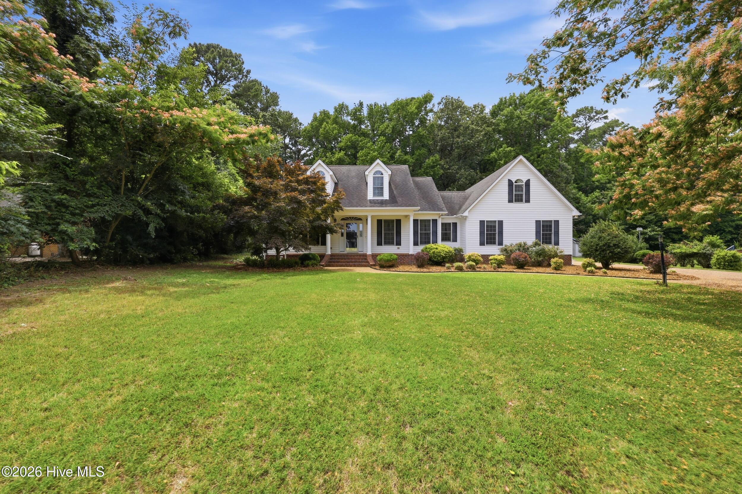 Featured listings Featured listings