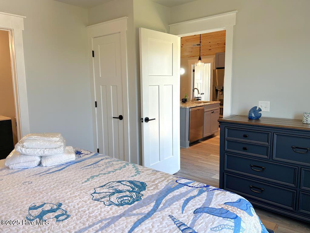 100533817 | Photo 24