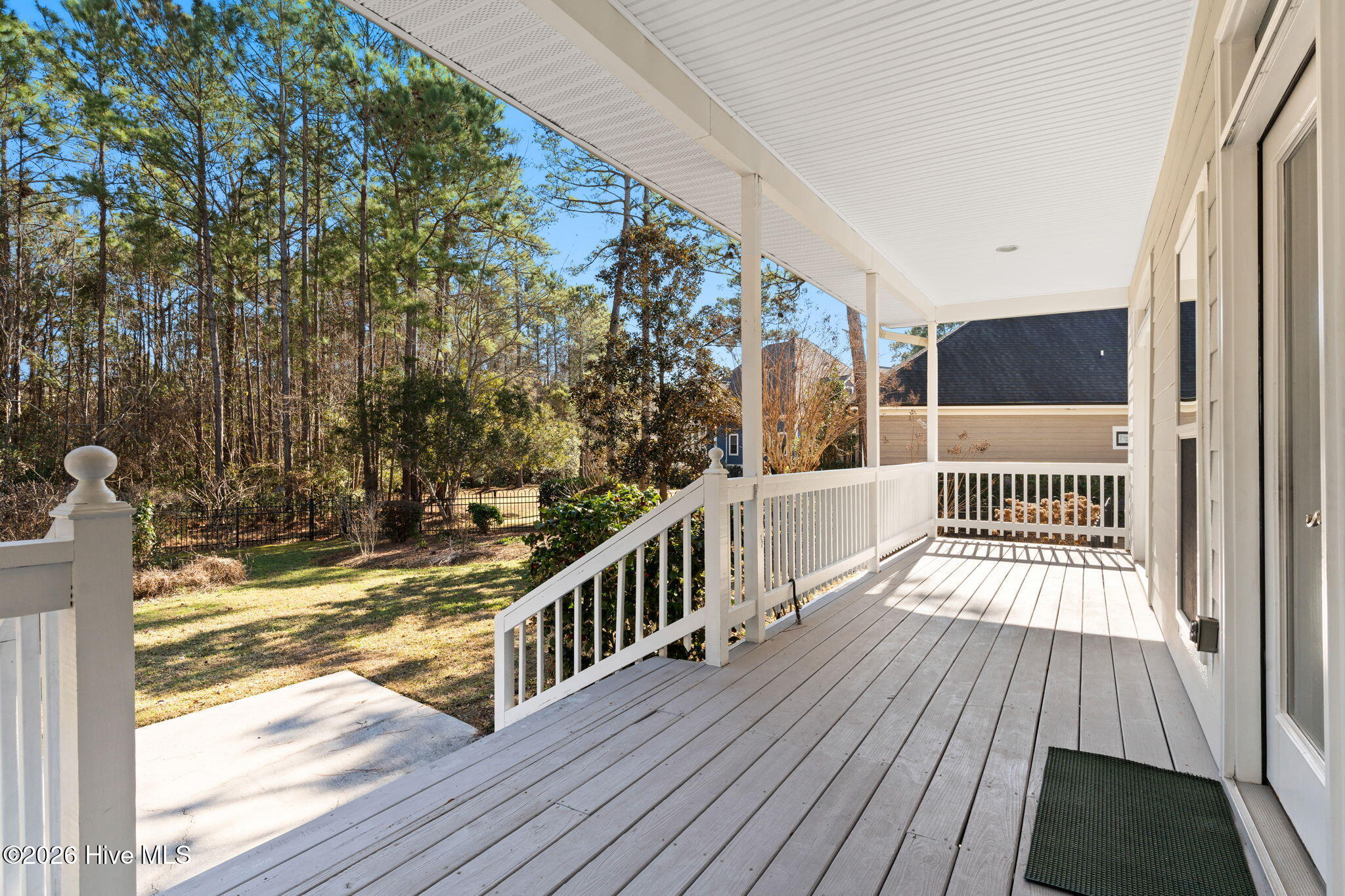 100551669 | Photo 60