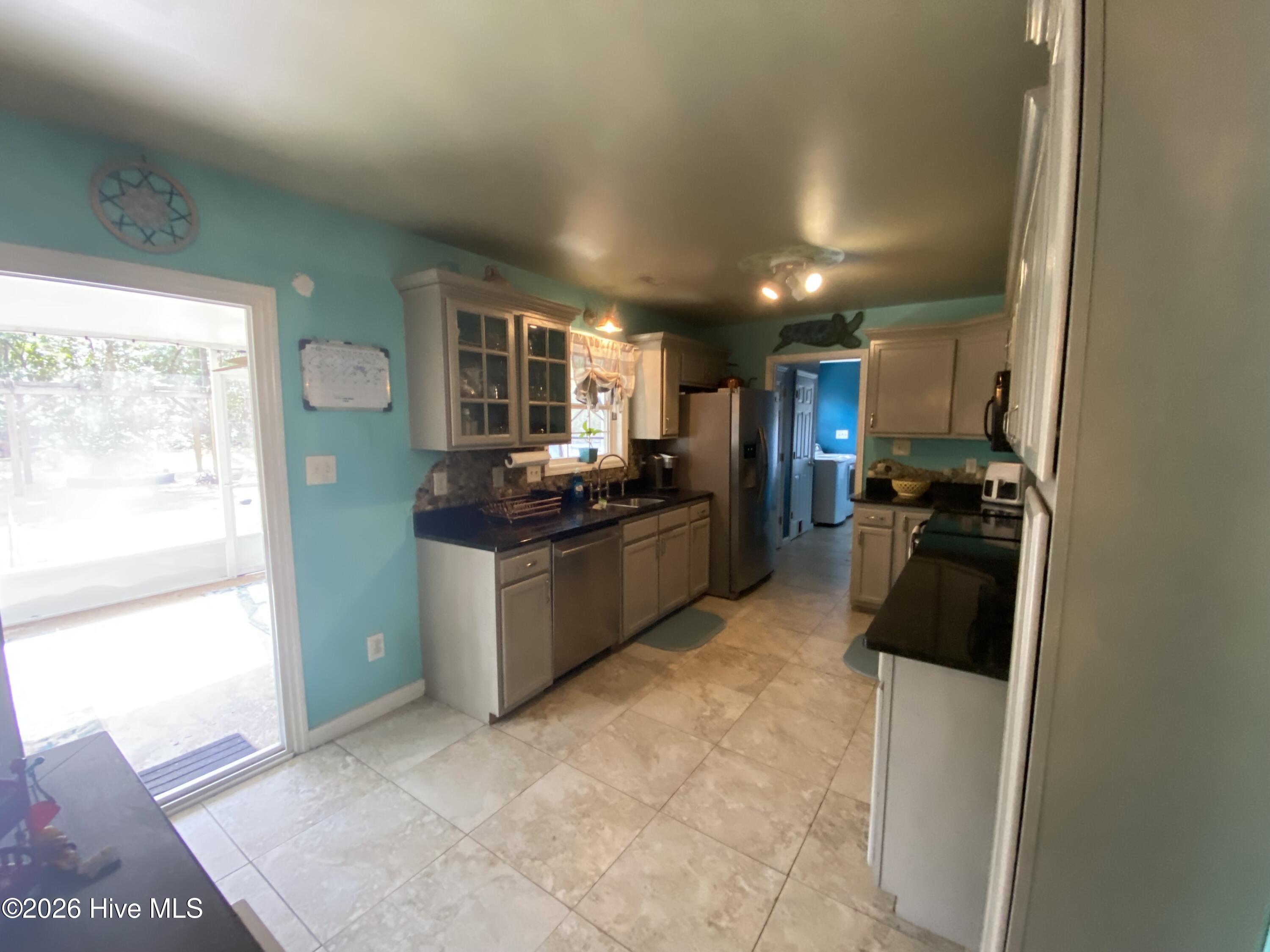 100555629 | Photo 12