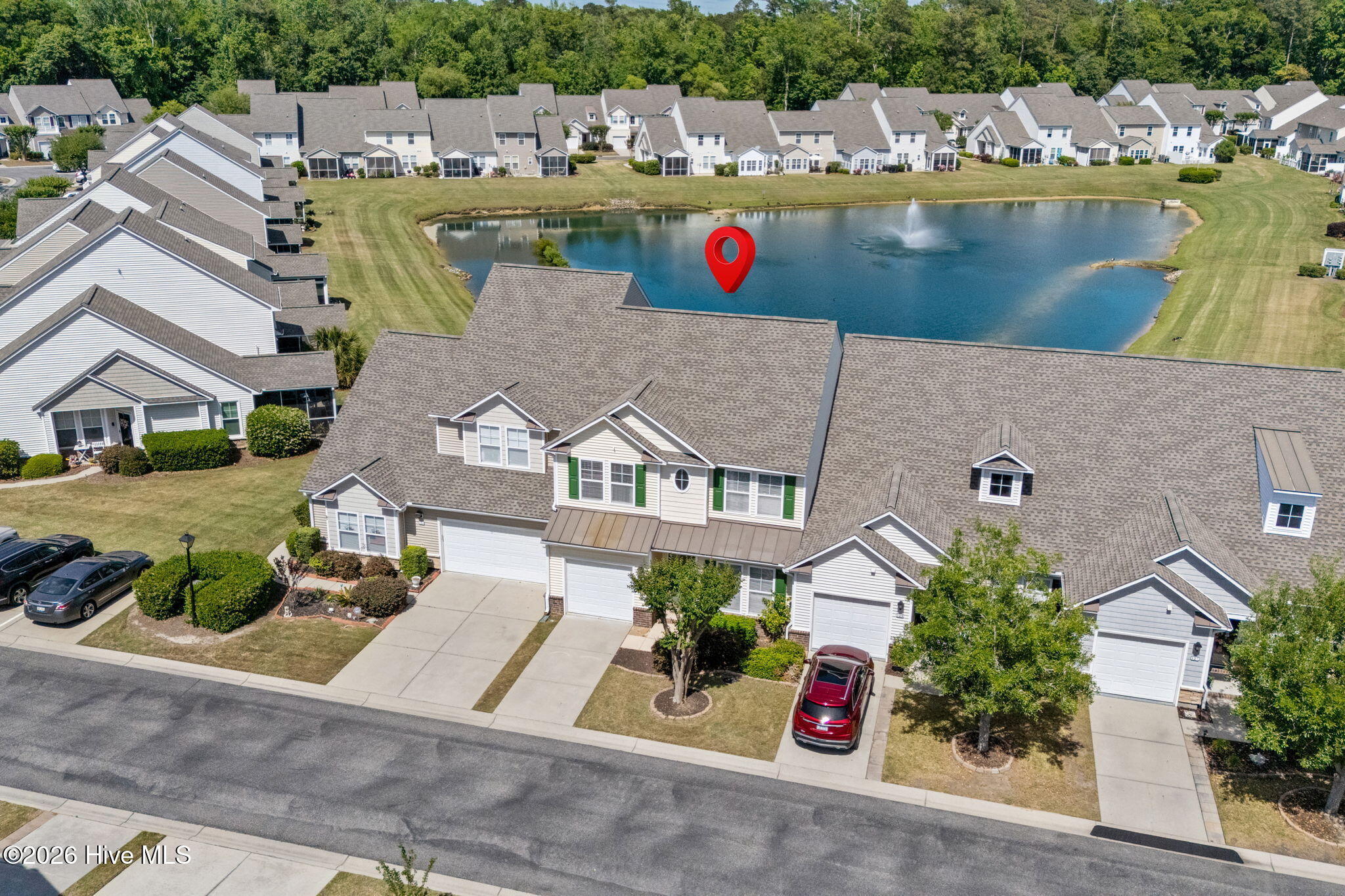 100570340 | Photo 56