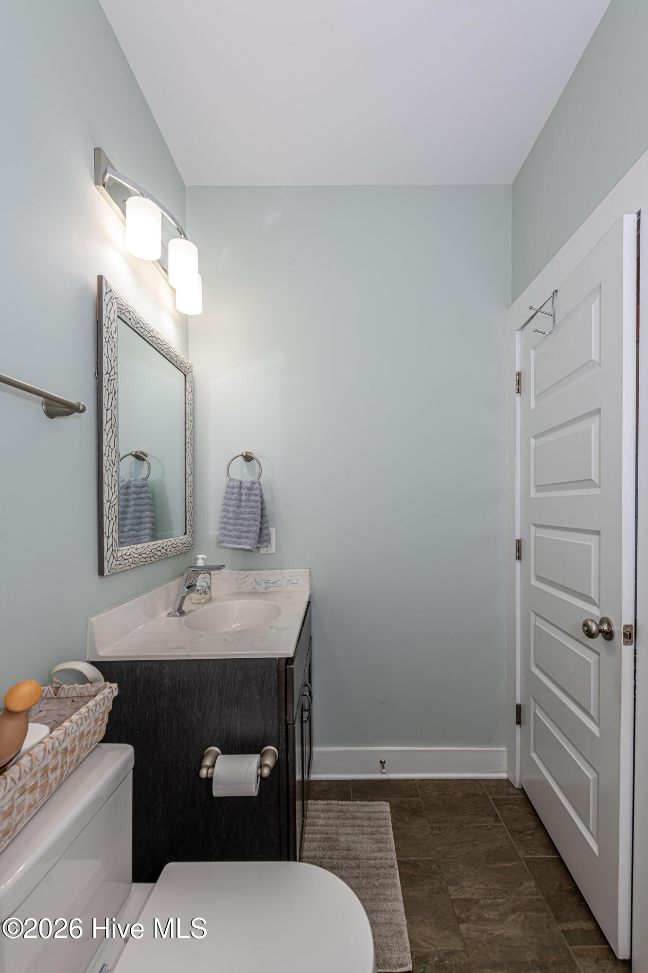 100559174 | Photo 68