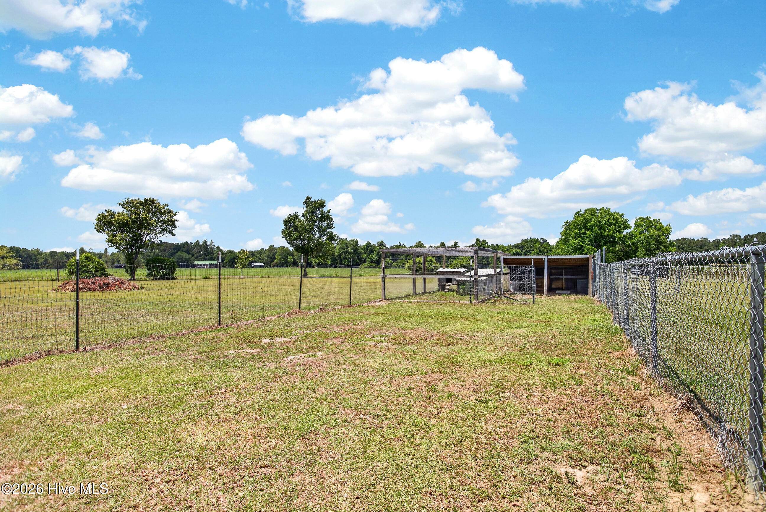 2732 White Oak River Road,Maysville