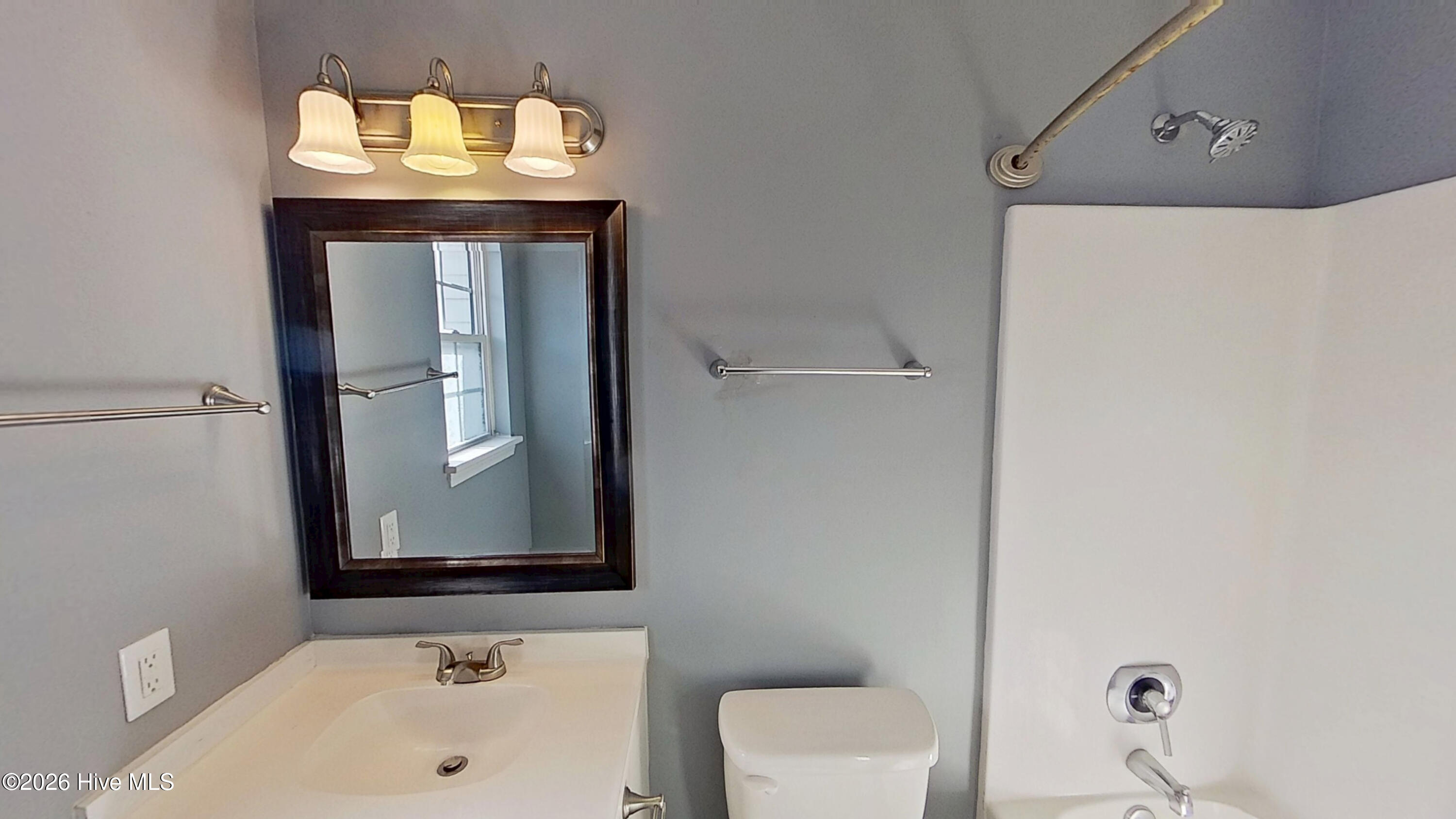 100558517 | Photo 11