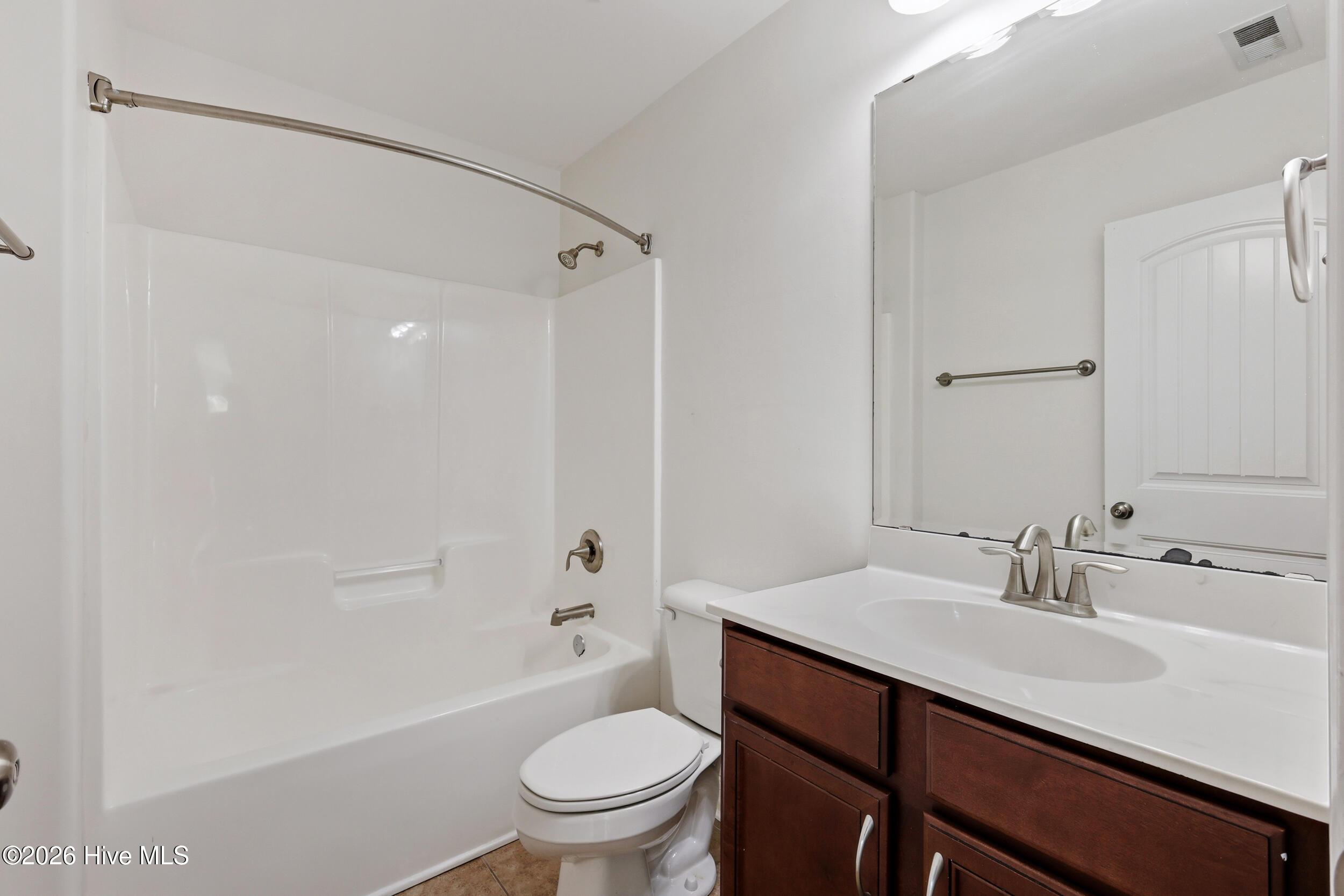 100565856 | Photo 27