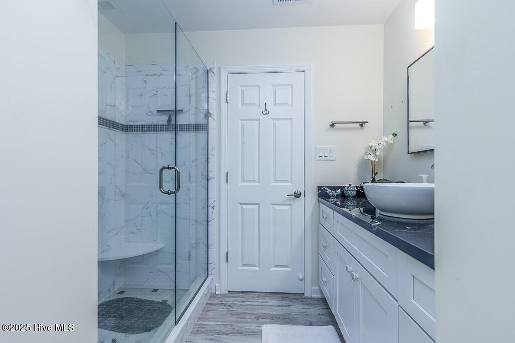 Homes for sale in New Bern, NC | 7161 Windward Dr, New Bern, NC 28560 | MLS# 100515641