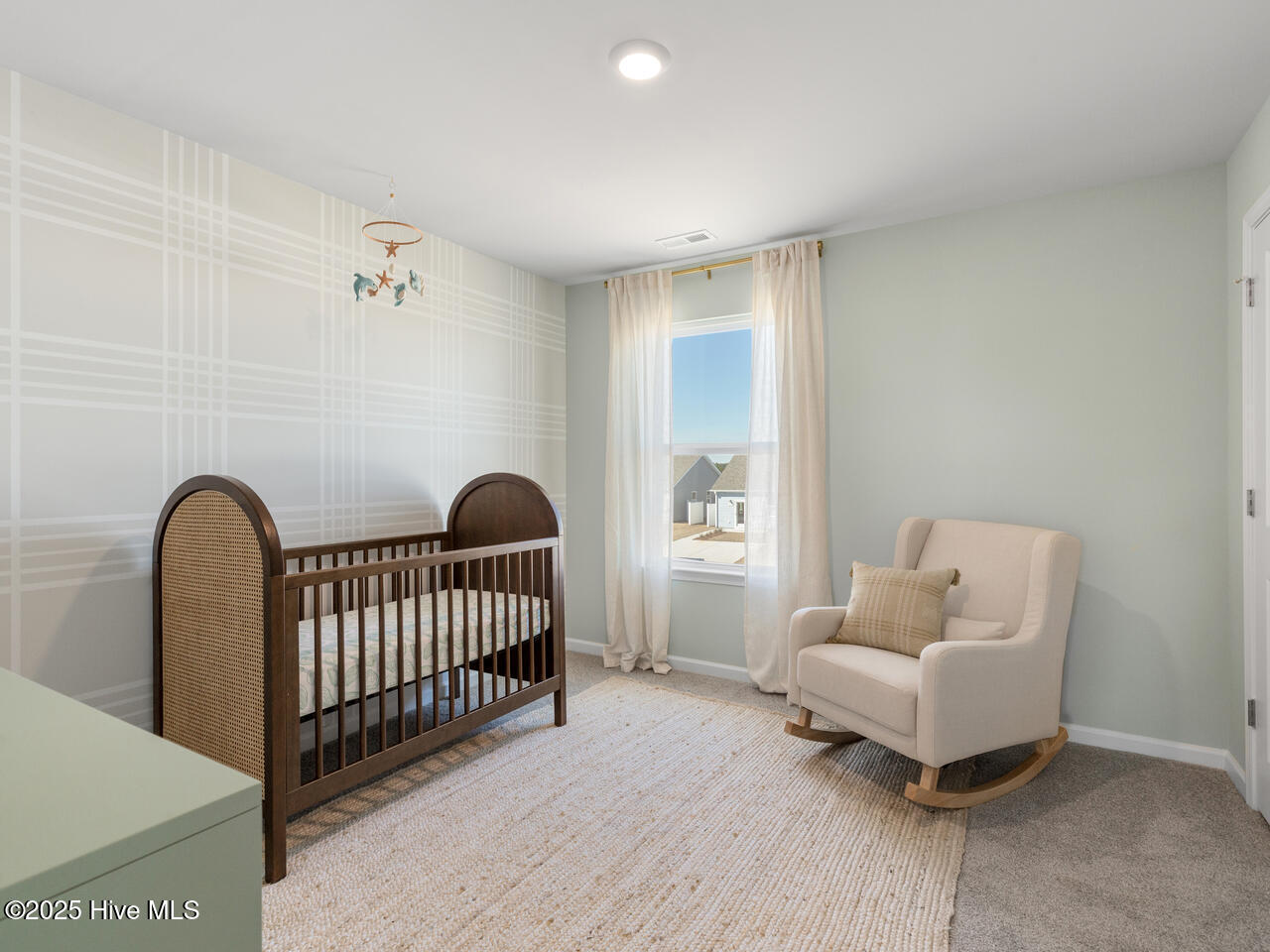 100545316 | Photo 31