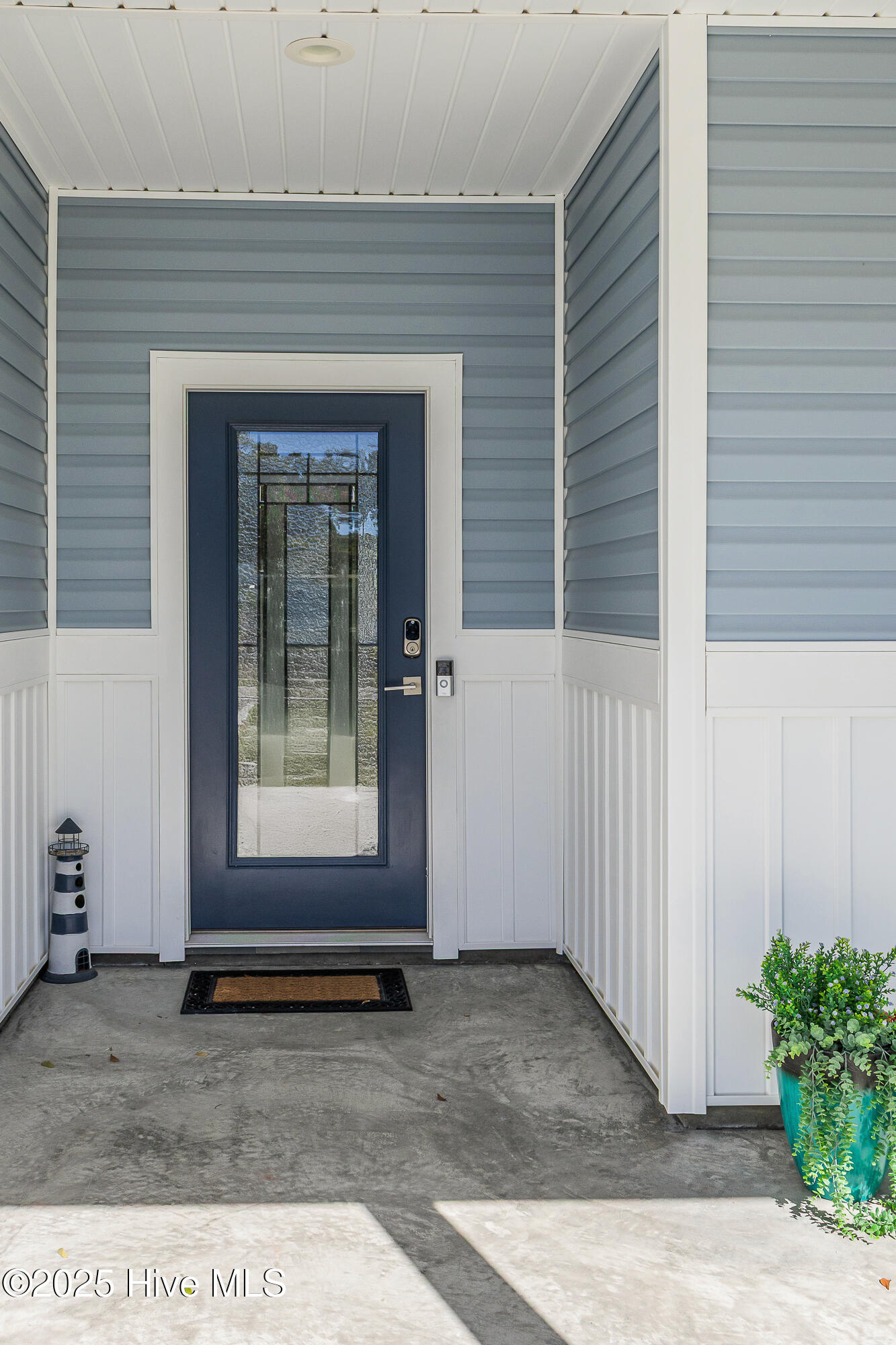 Homes for sale in Oak Island, NC | 504 W Oak Island Dr, Oak Island, NC 28465 | MLS# 100523610