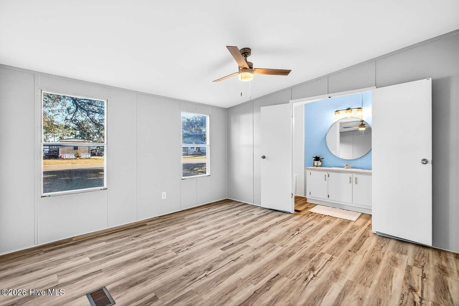 100551067 | Photo 13