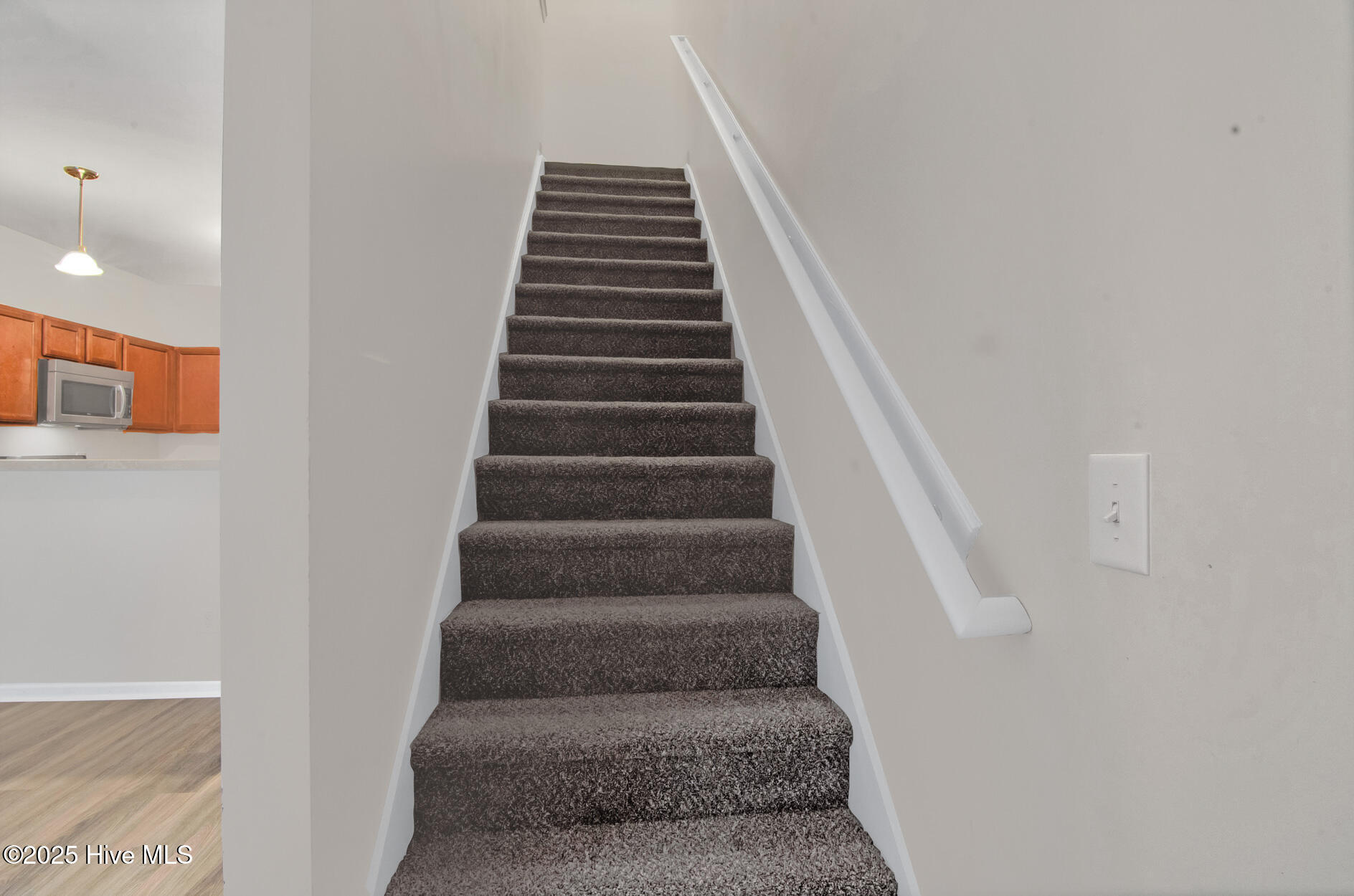 100547206 | Photo 10