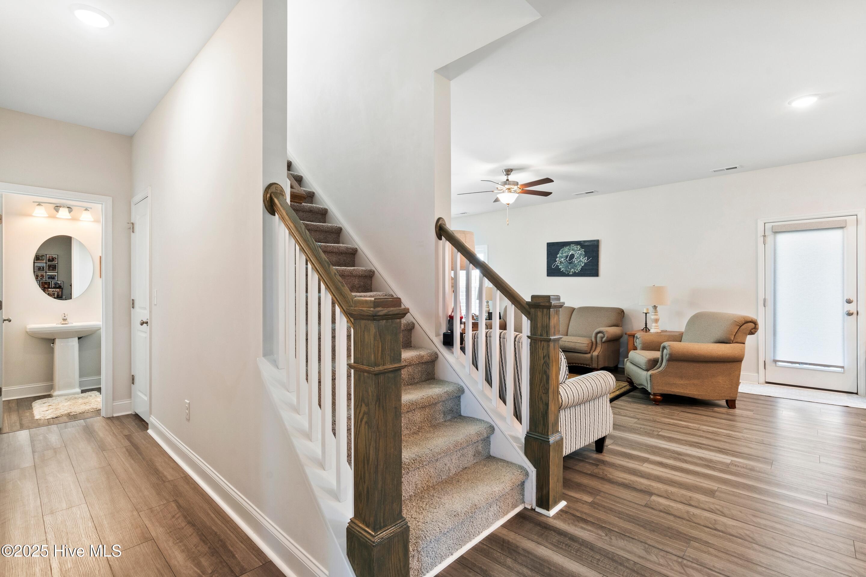 100527071 | Photo 20