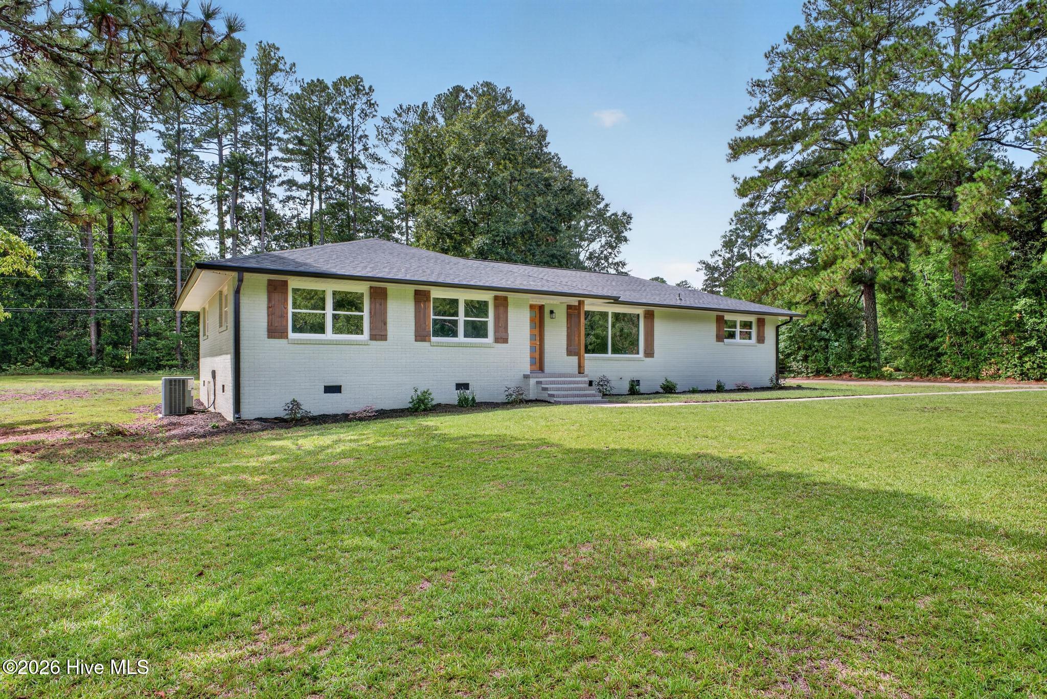 Photo 2 of Single family home for sale at 1425 Pine Log Rd, Aiken, SC 29803 | MLS# 100605731 | Listing updated on 2026-09-23